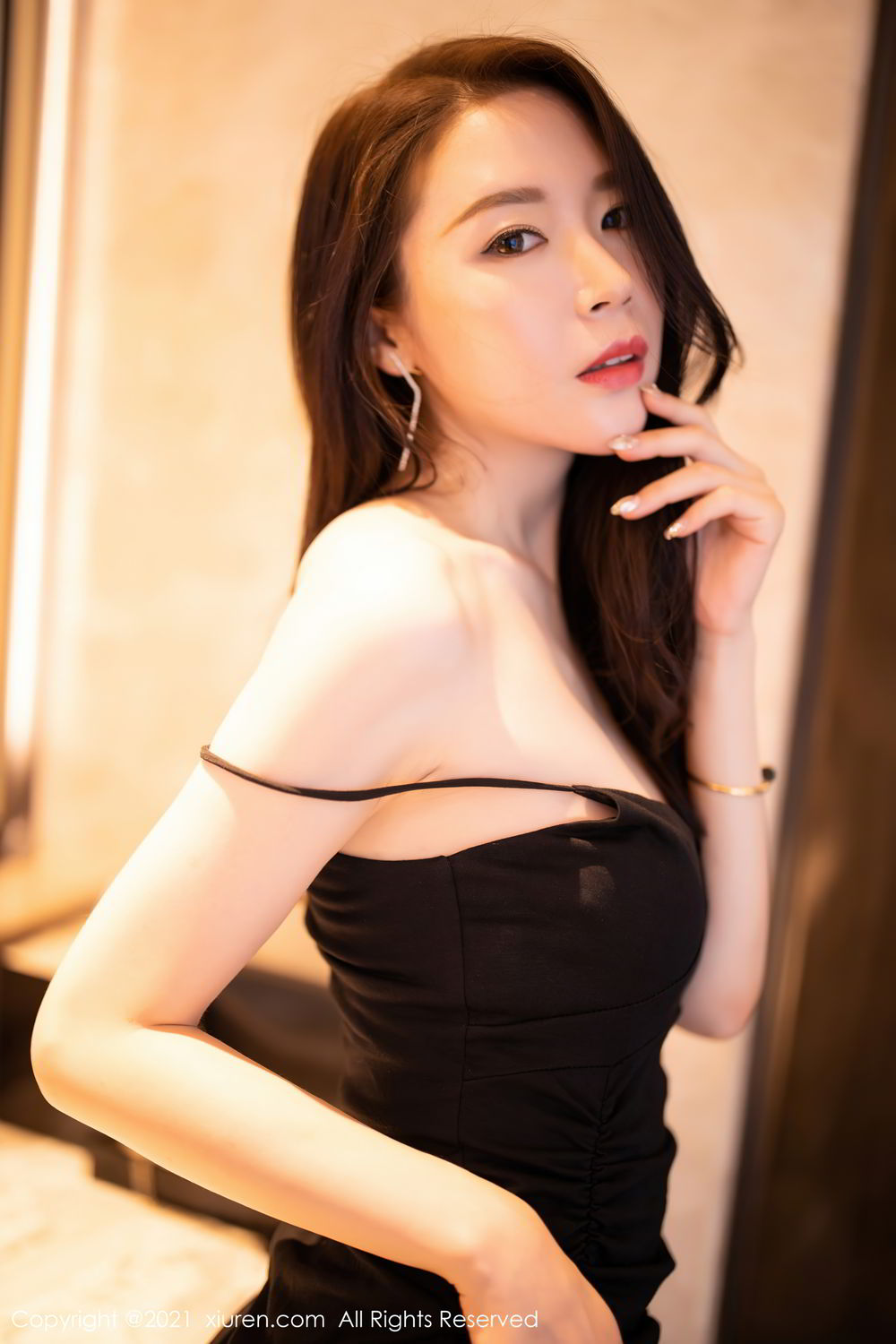 《秀人网 梦心玥(Candice) 制服写真 VOL.3272》第20张,模特梦心玥(Candice),秀人网,制服主题,全套88张