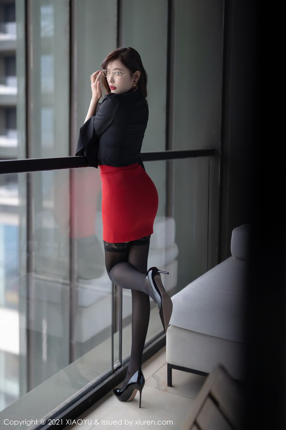 《语画界 杨晨晨 制服写真 VOL.523》第56张,模特杨晨晨,语画界,制服主题,全套83张