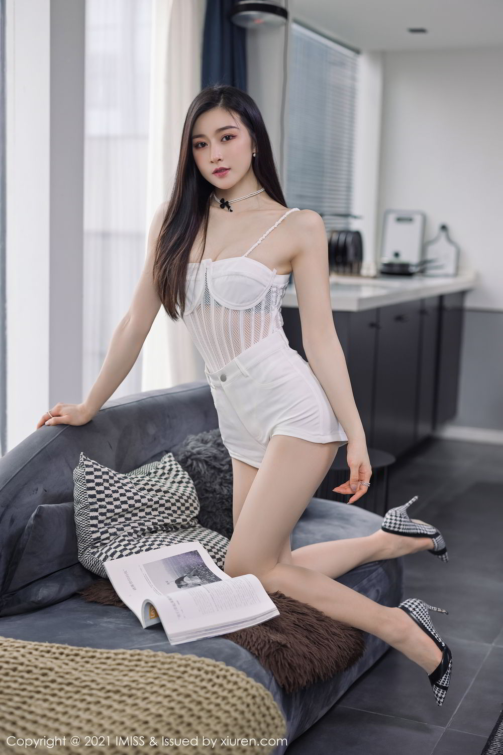 《爱蜜社 Vanessa 制服写真 VOL.569》第21张,模特Vanessa,爱蜜社,制服主题,全套60张