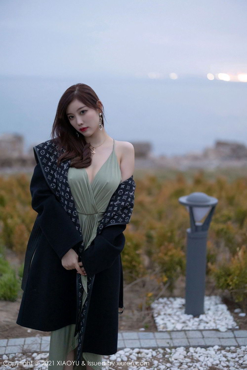 《语画界 杨晨晨 制服写真 VOL.538》第33张,模特杨晨晨,语画界,制服主题,全套74张