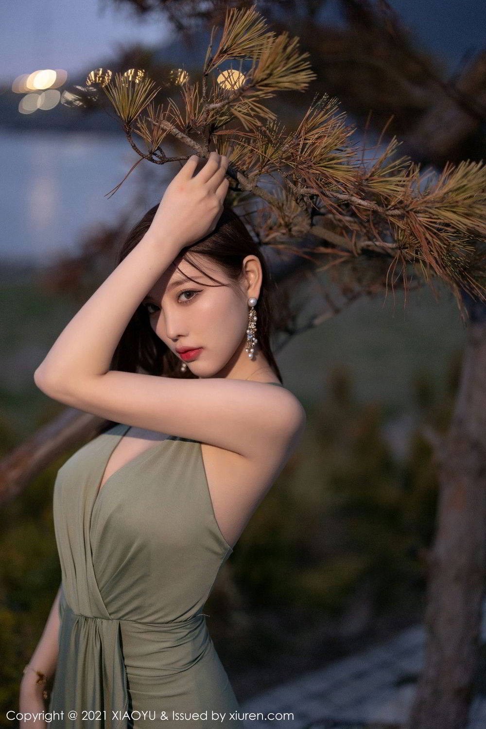 《语画界 杨晨晨 制服写真 VOL.538》第50张,模特杨晨晨,语画界,制服主题,全套74张