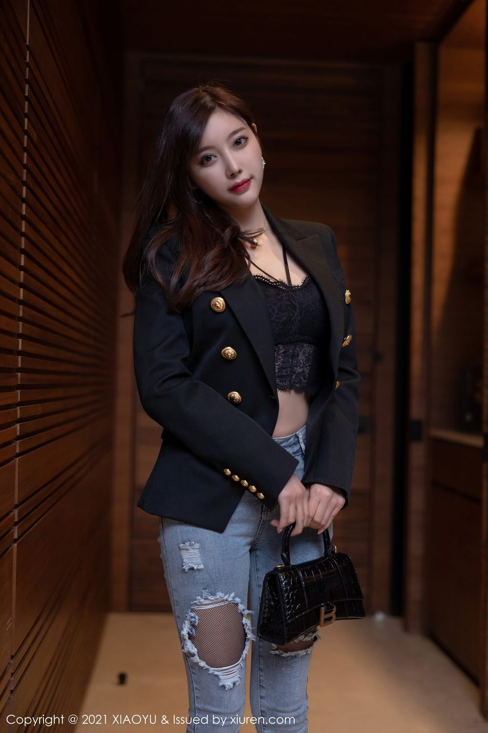《语画界 杨晨晨 制服写真 VOL.533》第1张,模特杨晨晨,语画界,制服主题,全套78张