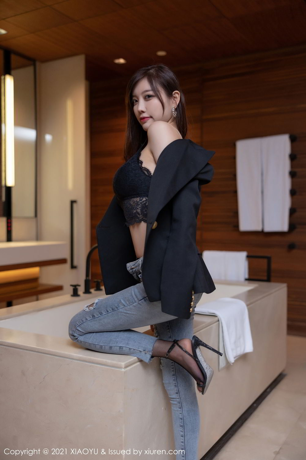 《语画界 杨晨晨 制服写真 VOL.533》第67张,模特杨晨晨,语画界,制服主题,全套78张