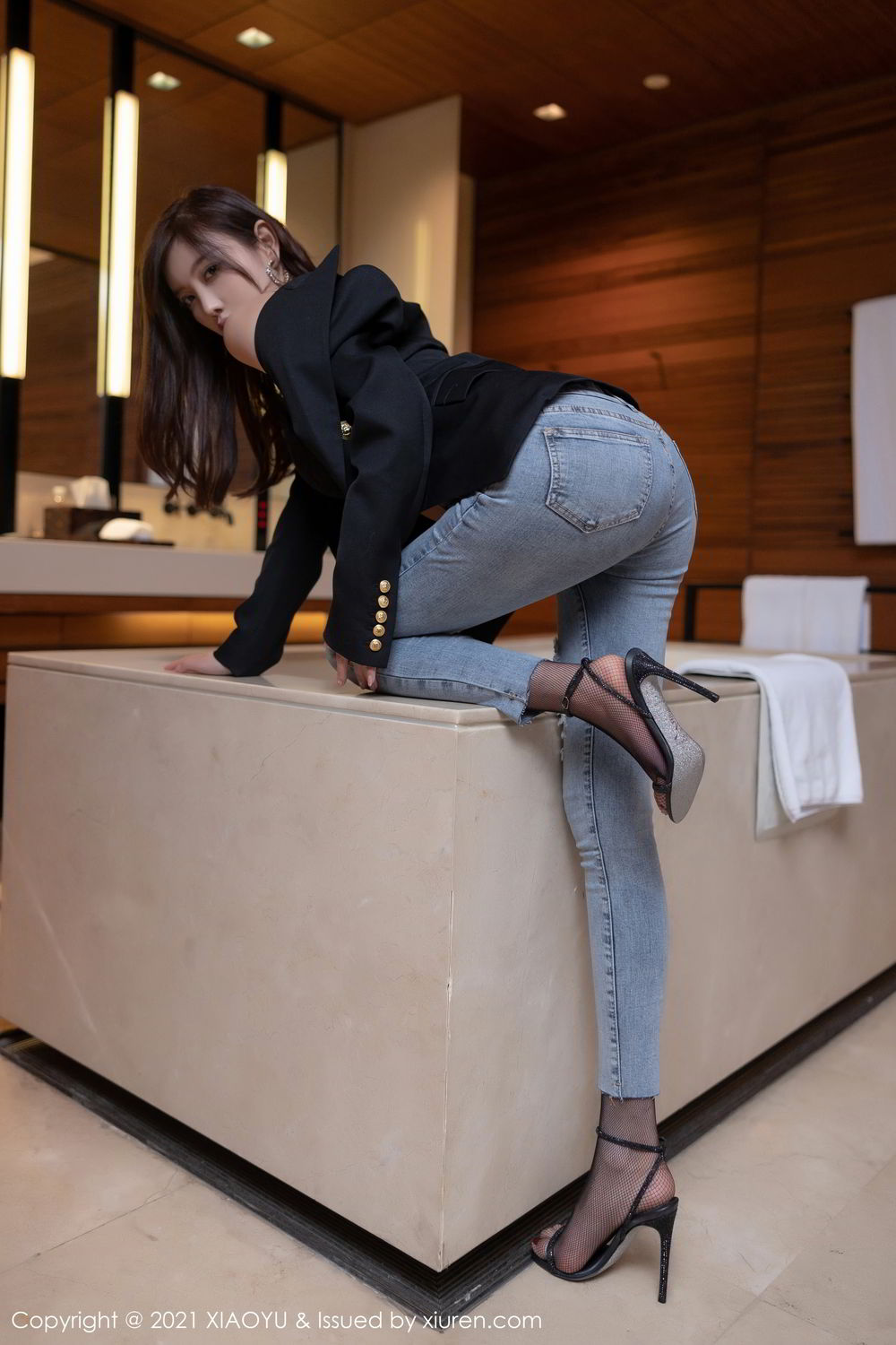《语画界 杨晨晨 制服写真 VOL.533》第77张,模特杨晨晨,语画界,制服主题,全套78张