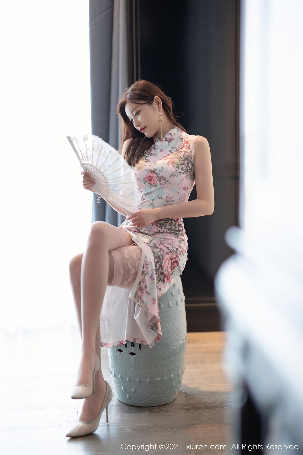 《秀人网 杨晨晨 制服写真 VOL.3461》第3张,模特杨晨晨,秀人网,制服主题,全套83张