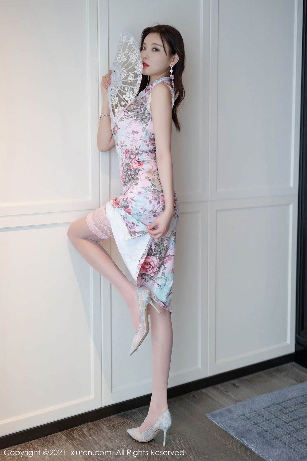 《秀人网 杨晨晨 制服写真 VOL.3461》第45张,模特杨晨晨,秀人网,制服主题,全套83张