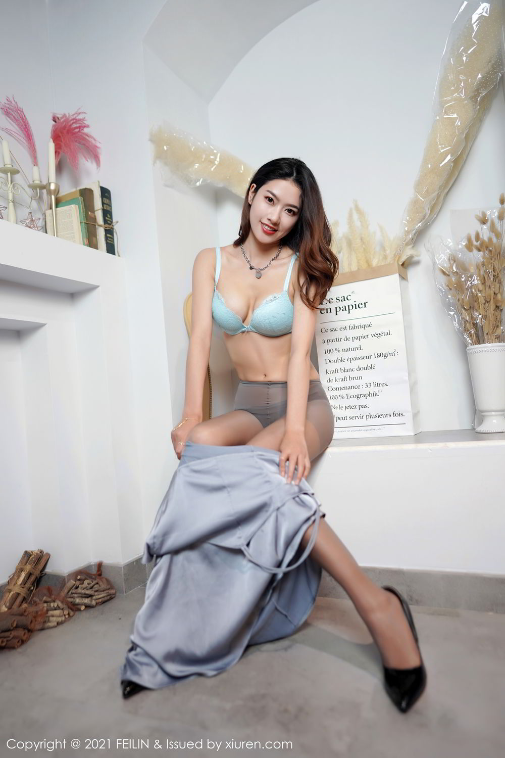 《FEILIN 沐青(muqing) 制服写真 VOL.386》第51张,模特沐青(muqing),feilin,制服主题,全套56张