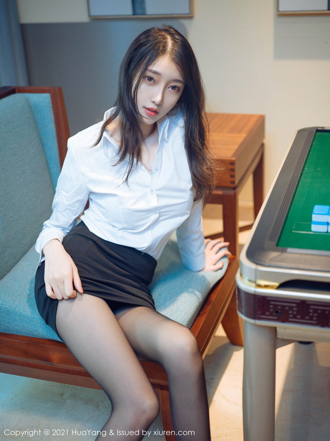 《花漾 玥儿玥(Yue Er Yue) 制服写真 VOL.387》第4张，模特玥儿玥(Yue Er Yue)，花漾，制服主题，全套68张