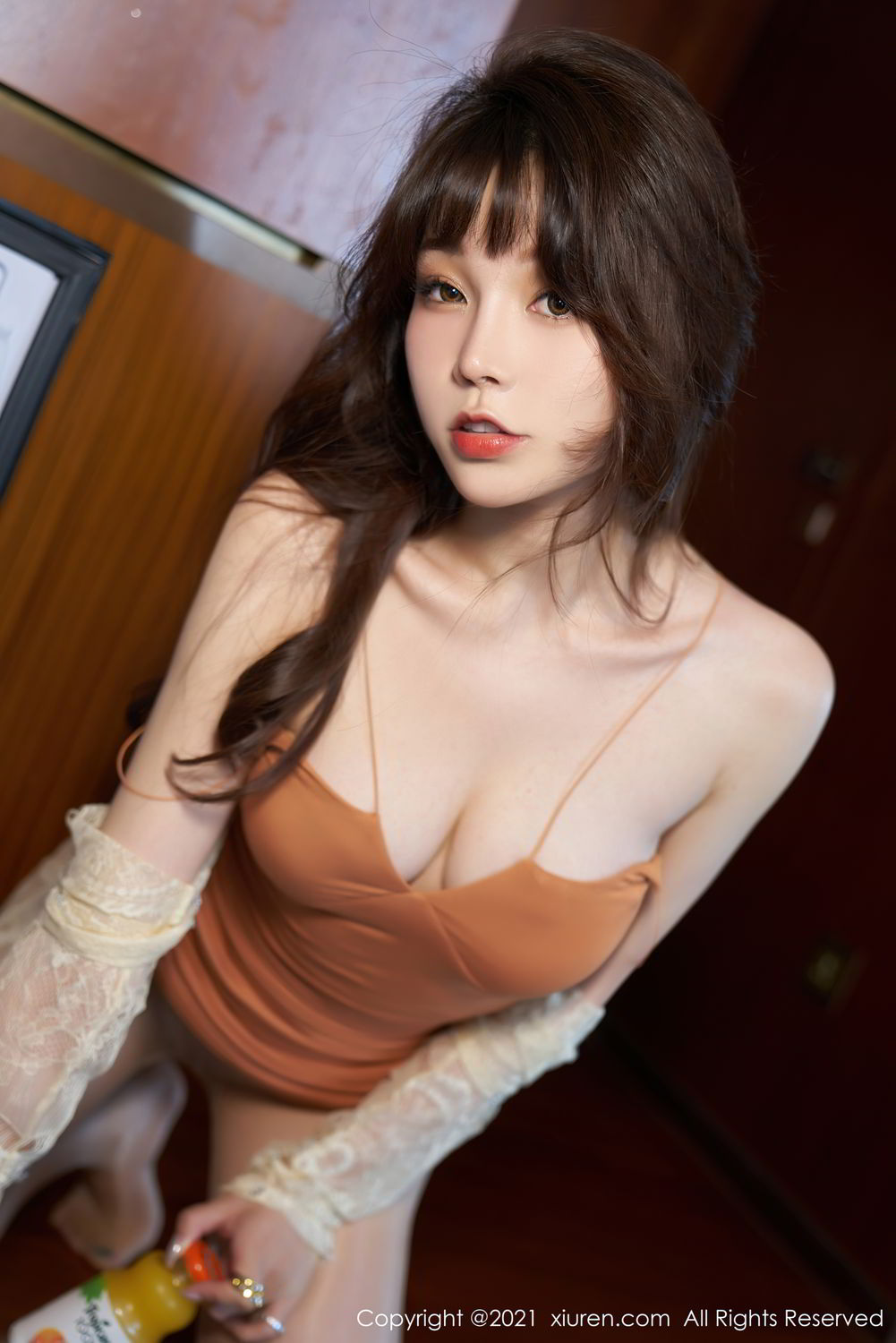 《秀人网 王语纯(王雨纯) 制服写真 VOL.3448》第30张，模特王语纯(王雨纯)，秀人网，制服主题，全套69张