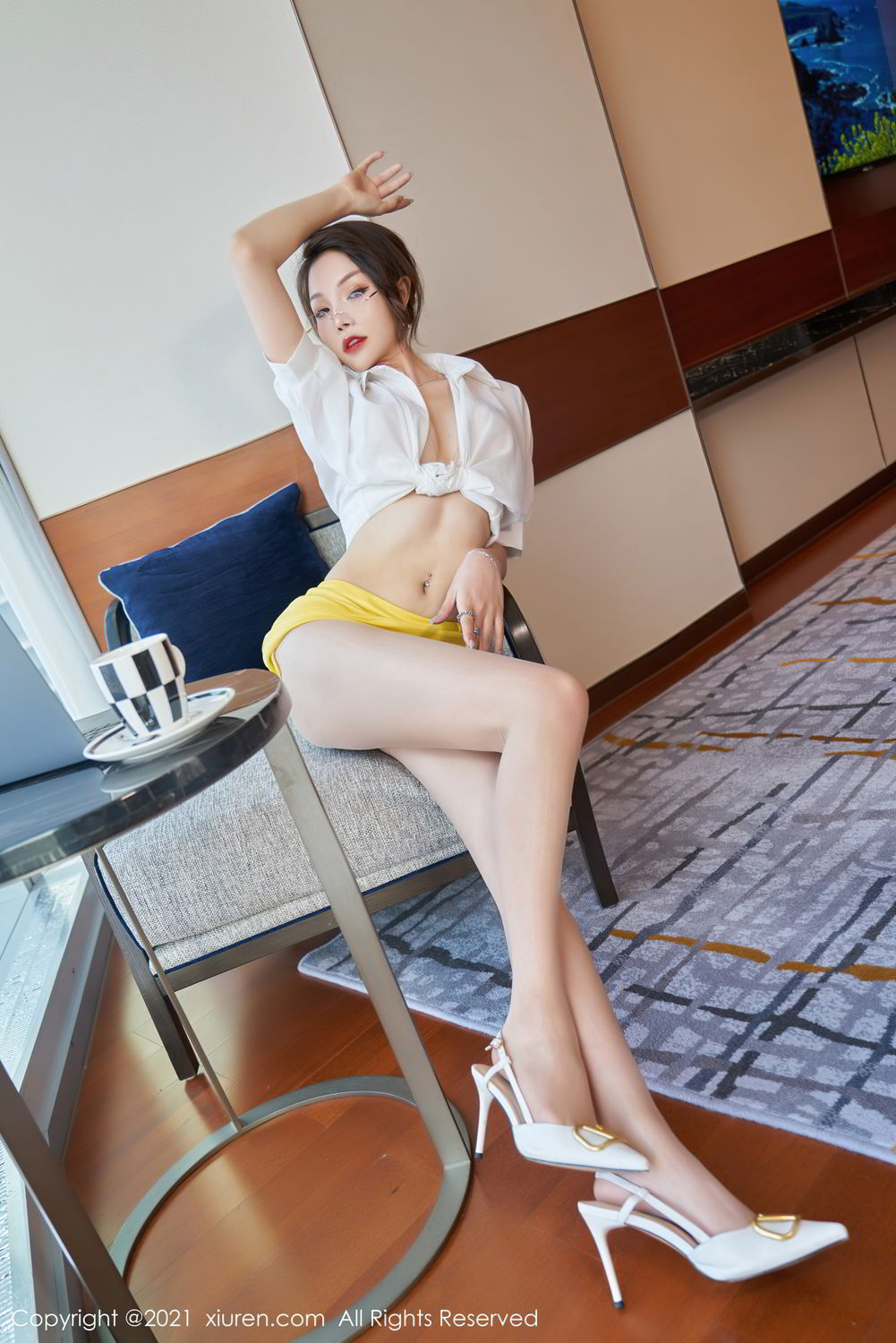《芝芝Booty 制服写真》第5张，模特芝芝Booty，制服主题，全套55张