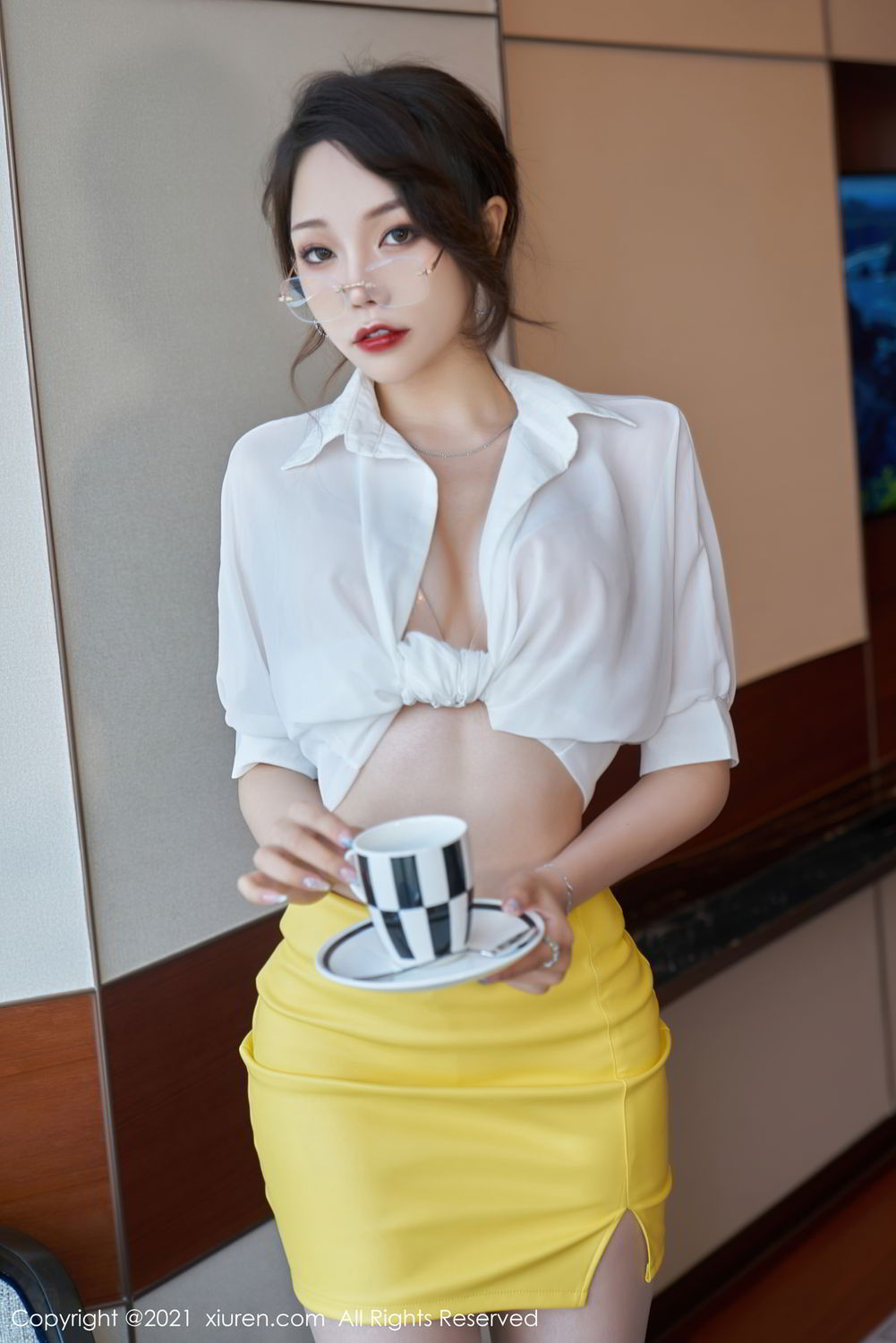 《芝芝Booty 制服写真》第7张，模特芝芝Booty，制服主题，全套55张