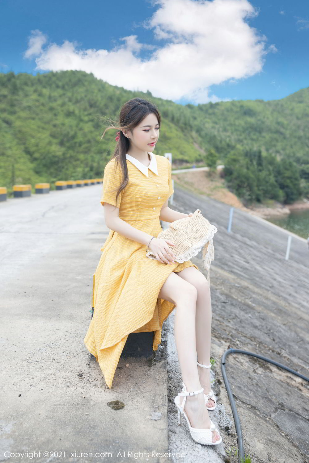 《夏西CiCi(Xia Xi Ci Ci) 内衣写真》第7张，模特夏西CiCi(Xia Xi Ci Ci)，内衣主题，全套81张