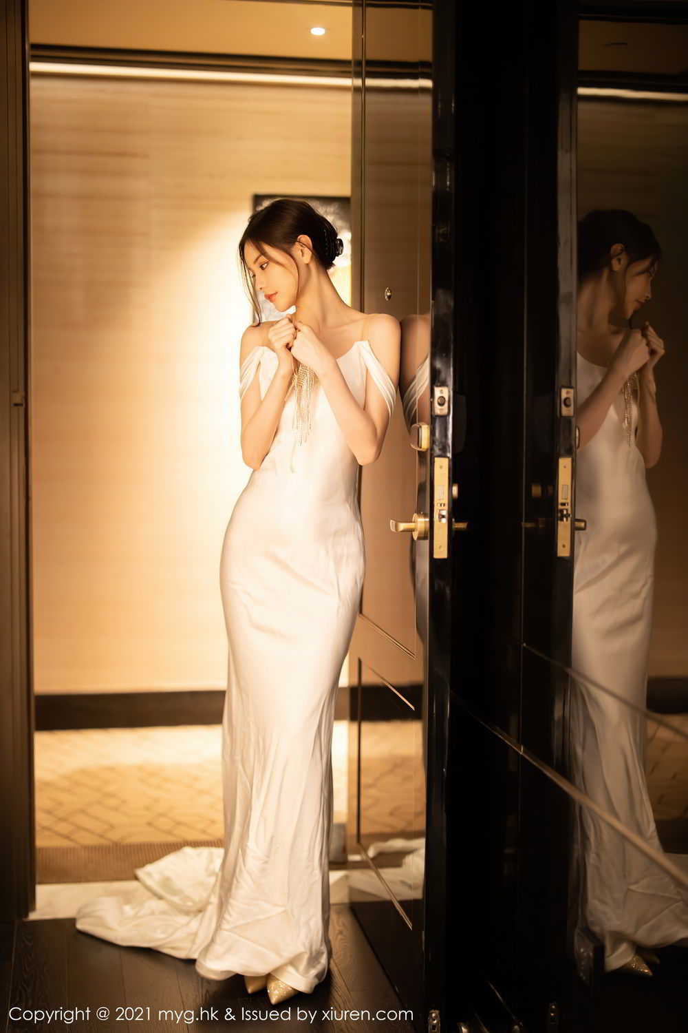 《秀人网 小夕juju(Xiao Xi Ju Ju)、李梓熙(zixibaby) 婚纱写真》第14张,模特小夕juju(Xiao Xi Ju Ju)、李梓熙(zixibaby),秀人网,婚纱主题,全套83张