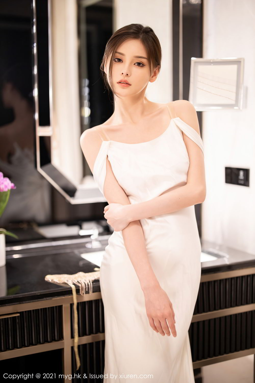 《秀人网 小夕juju(Xiao Xi Ju Ju)、李梓熙(zixibaby) 婚纱写真》第30张,模特小夕juju(Xiao Xi Ju Ju)、李梓熙(zixibaby),秀人网,婚纱主题,全套83张