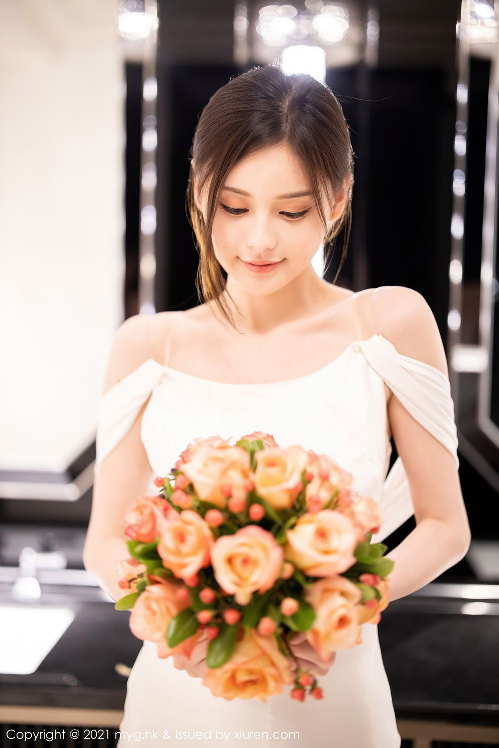《秀人网 小夕juju(Xiao Xi Ju Ju)、李梓熙(zixibaby) 婚纱写真》第56张,模特小夕juju(Xiao Xi Ju Ju)、李梓熙(zixibaby),秀人网,婚纱主题,全套83张