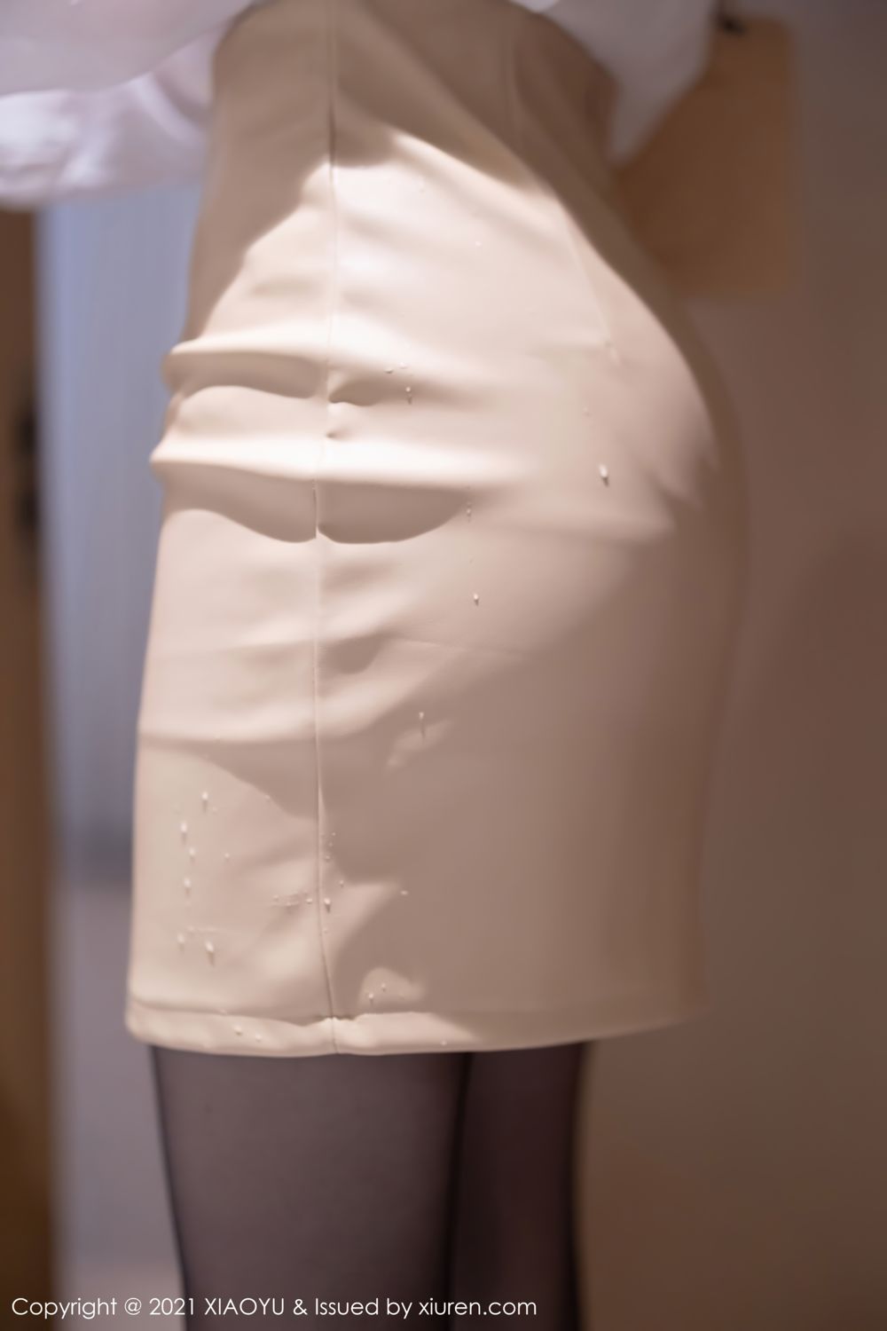 《语画界 芝芝Booty 制服写真 VOL.625》第10张,模特芝芝Booty,语画界,制服主题,全套95张