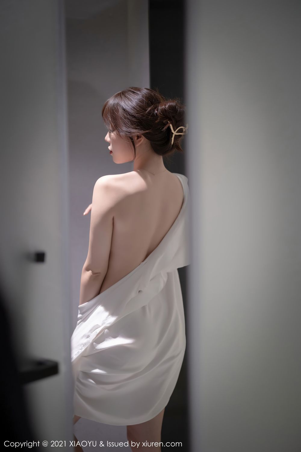 《语画界 芝芝Booty 制服写真 VOL.625》第73张,模特芝芝Booty,语画界,制服主题,全套95张
