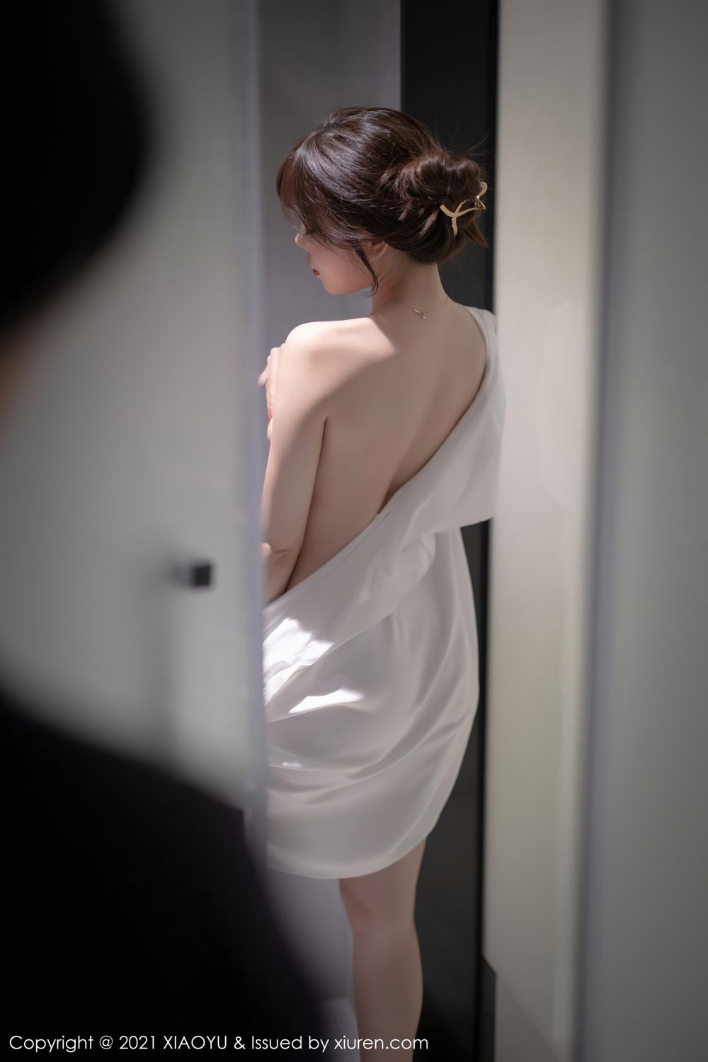《语画界 芝芝Booty 制服写真 VOL.625》第74张,模特芝芝Booty,语画界,制服主题,全套95张