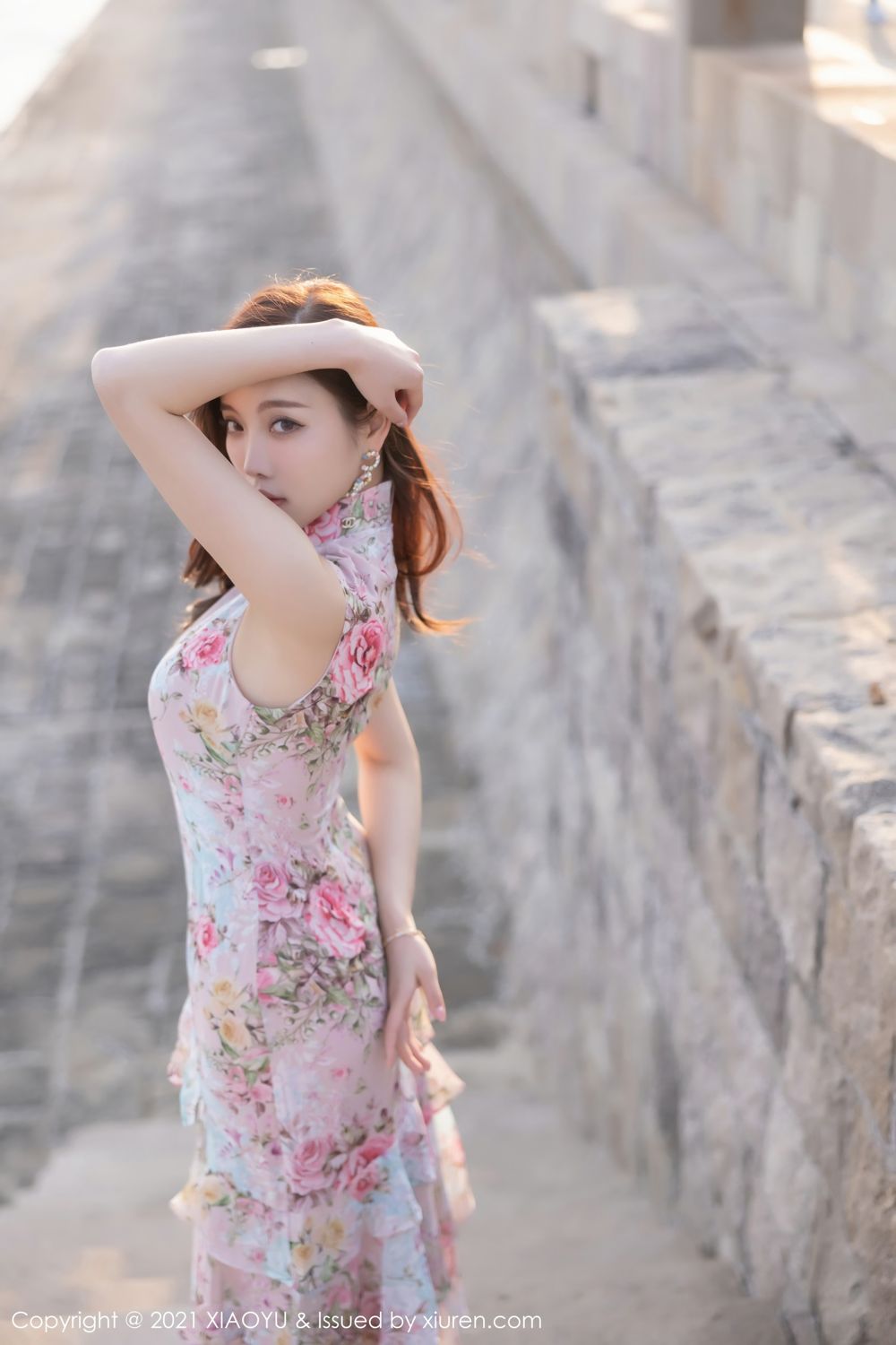 《语画界 杨晨晨 制服写真 VOL.650》第9张,模特杨晨晨,语画界,制服主题,全套79张