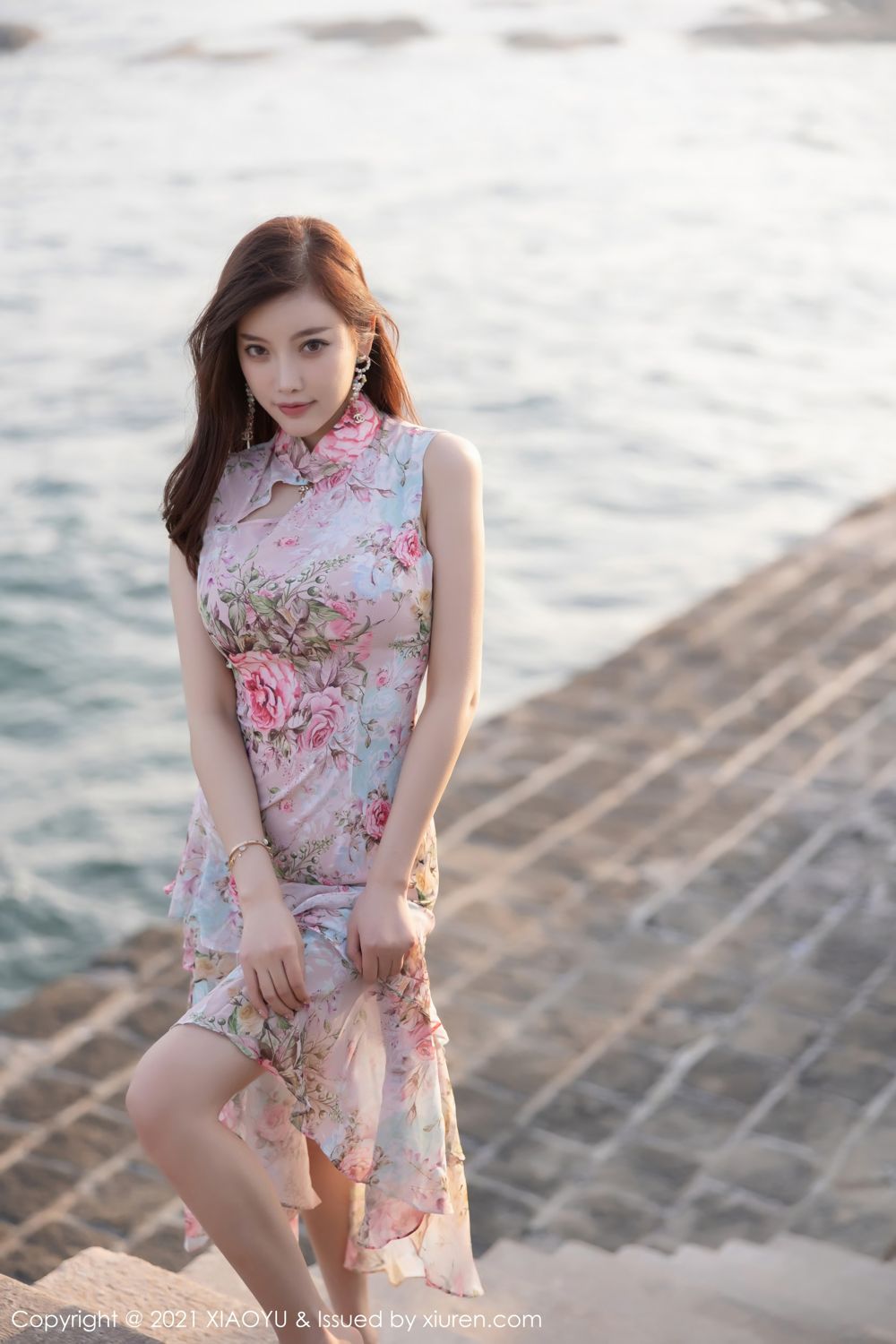 《语画界 杨晨晨 制服写真 VOL.650》第14张,模特杨晨晨,语画界,制服主题,全套79张