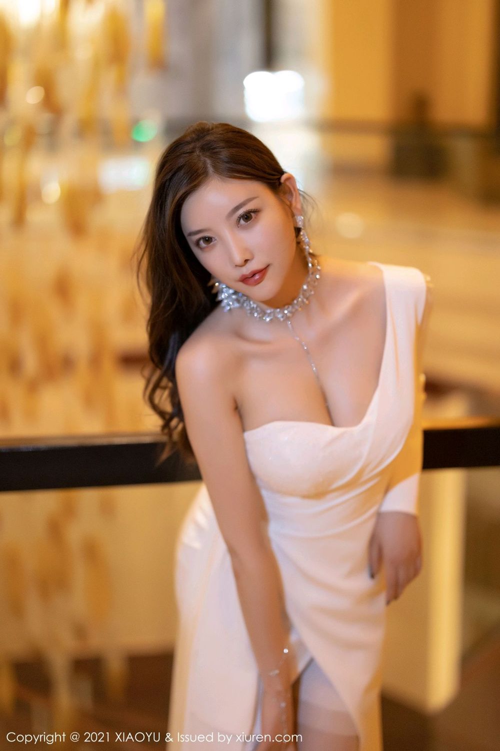 《语画界 杨晨晨 制服写真 VOL.663》第20张,模特杨晨晨,语画界,制服主题,全套100张