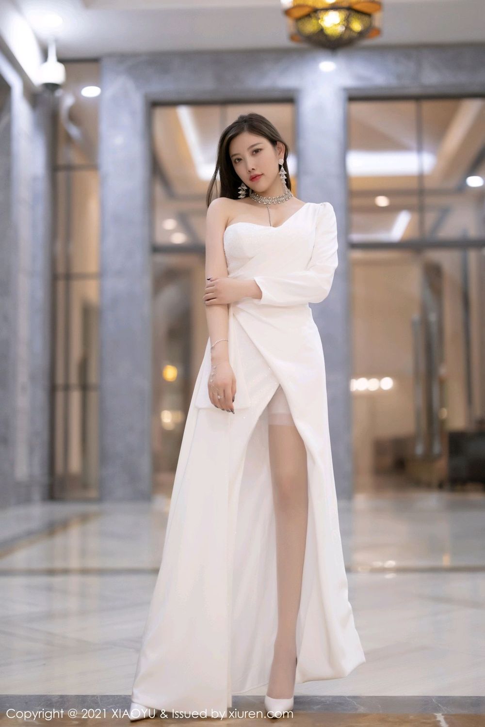《语画界 杨晨晨 制服写真 VOL.663》第27张,模特杨晨晨,语画界,制服主题,全套100张