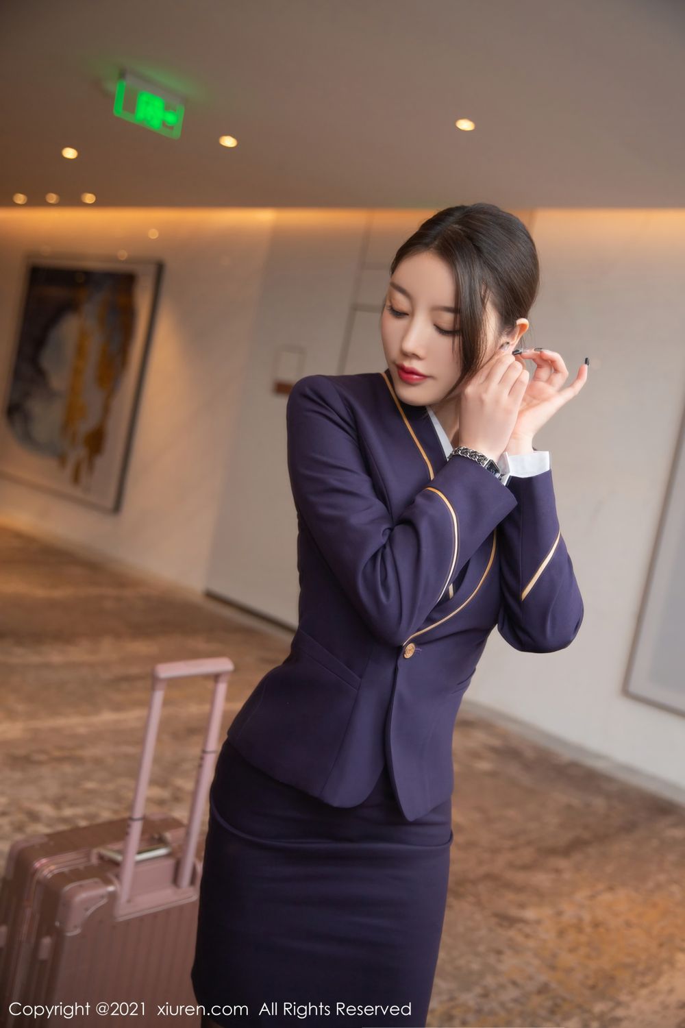 《秀人网 杨晨晨 内衣写真 No.4231》第1张,模特杨晨晨,秀人网,内衣主题,全套77张