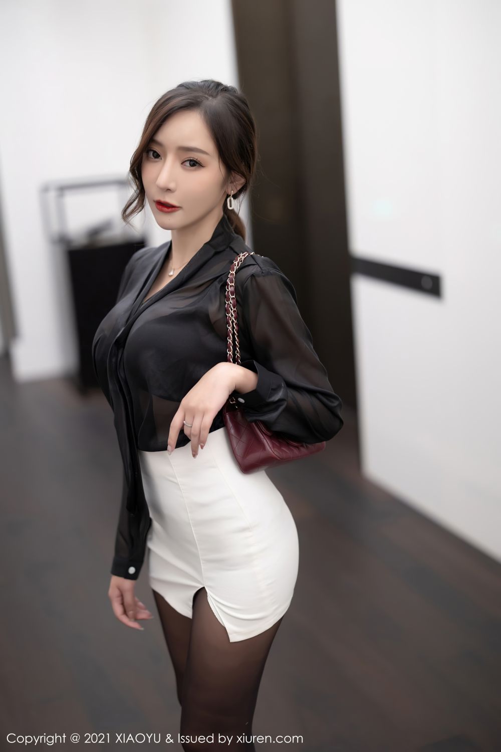 《语画界 王馨瑶(Yanni) 制服写真 VOL.632》第2张，模特王馨瑶(Yanni)，语画界，制服主题，全套80张
