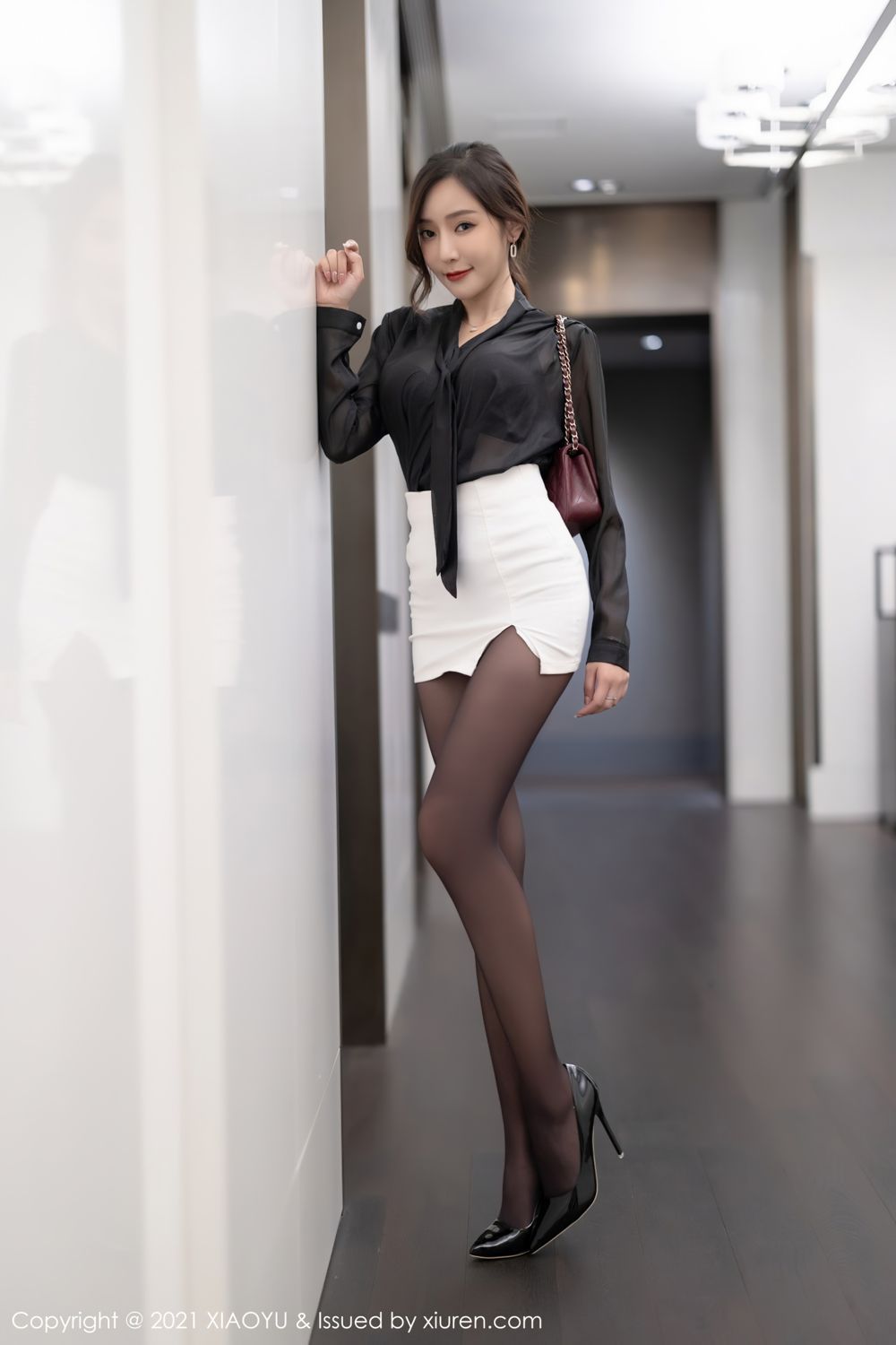 《语画界 王馨瑶(Yanni) 制服写真 VOL.632》第3张,模特王馨瑶(Yanni),语画界,制服主题,全套80张