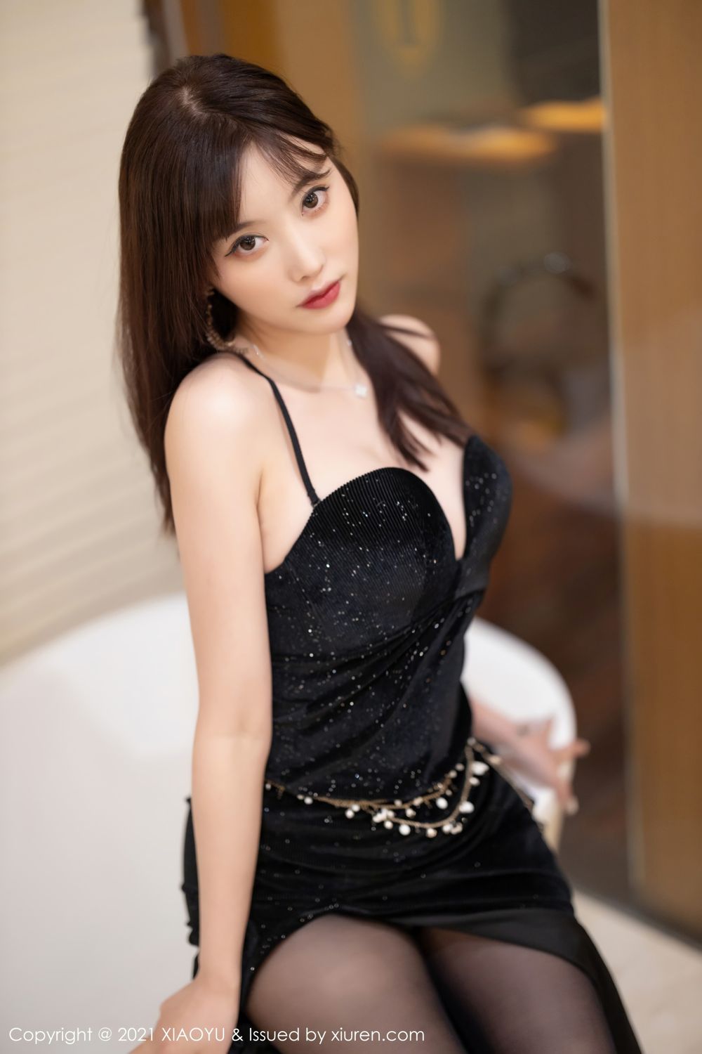 《语画界 杨晨晨 制服写真 VOL.660》第48张,模特杨晨晨,语画界,制服主题,全套66张
