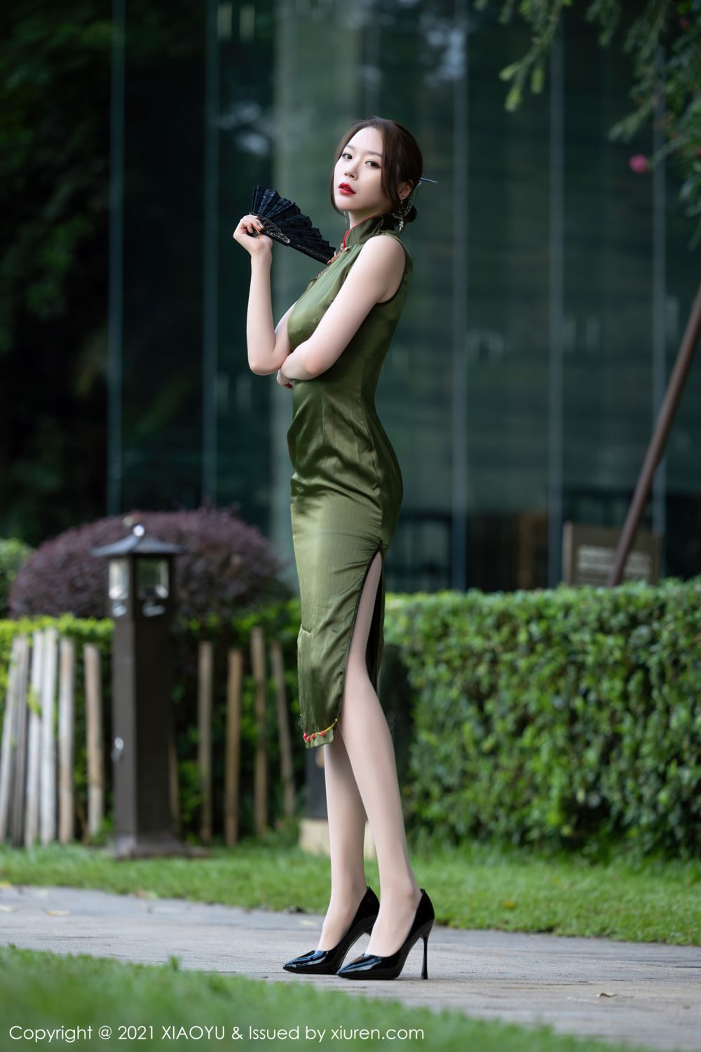 《语画界 梦心玥(Candice) 制服写真 VOL.637》第3张,模特梦心玥(Candice),语画界,制服主题,全套87张