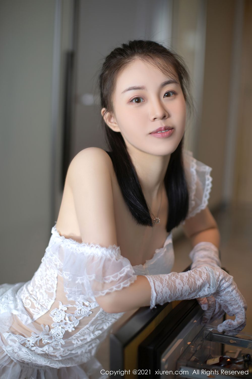 《秀人网 一颗甜蛋黄a(Yi Ke Tian Dan Huang) 婚纱写真 No.4119》第15张,模特一颗甜蛋黄a(Yi Ke Tian Dan Huang),秀人网,婚纱主题,全套60张