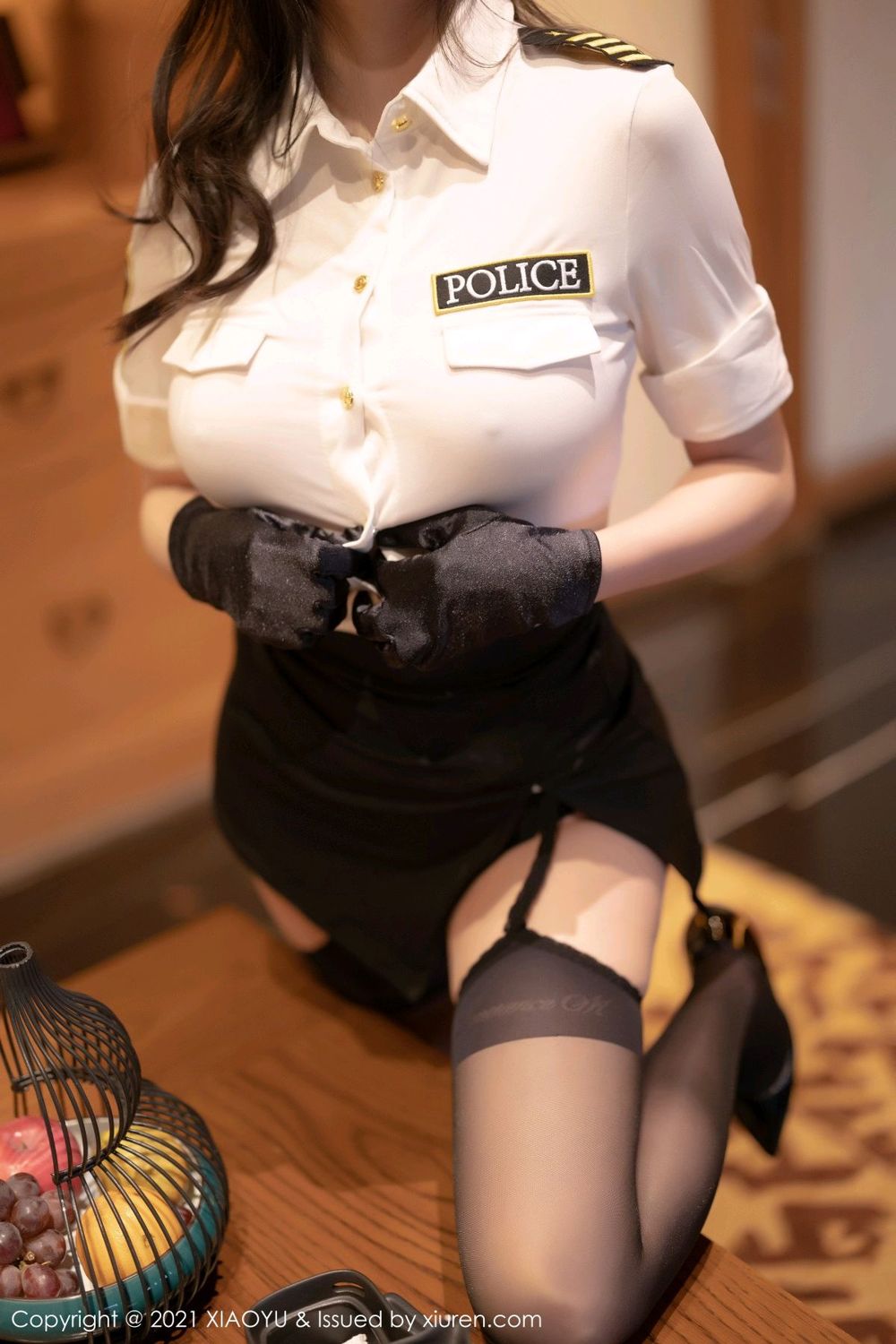 《语画界 杨晨晨 制服写真 VOL.673》第16张,模特杨晨晨,语画界,制服主题,全套94张