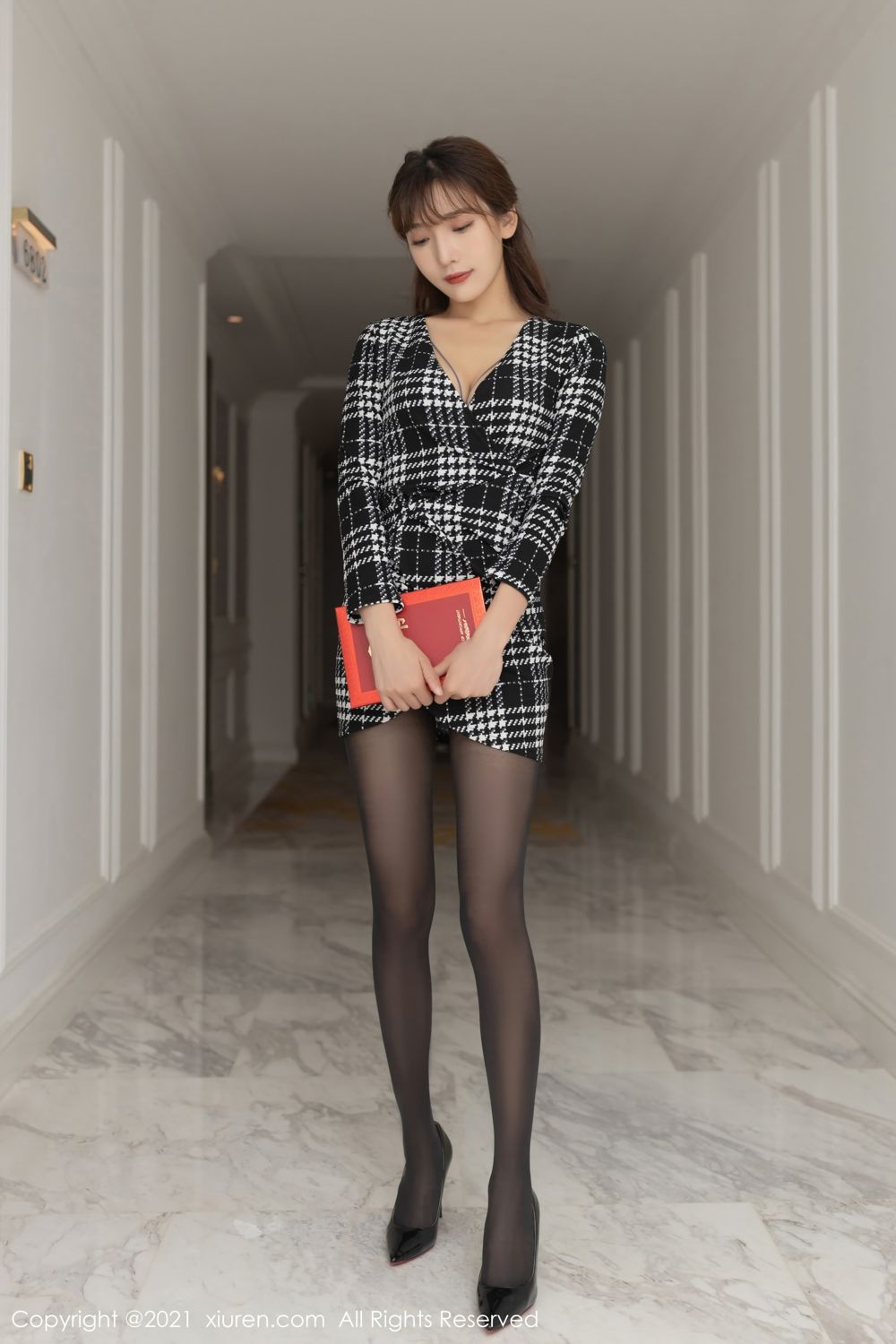 《秀人网 陆萱萱(Lu Xuan Xuan) 黑丝写真 No.4292》第26张,模特陆萱萱(Lu Xuan Xuan),秀人网,黑丝主题,全套88张