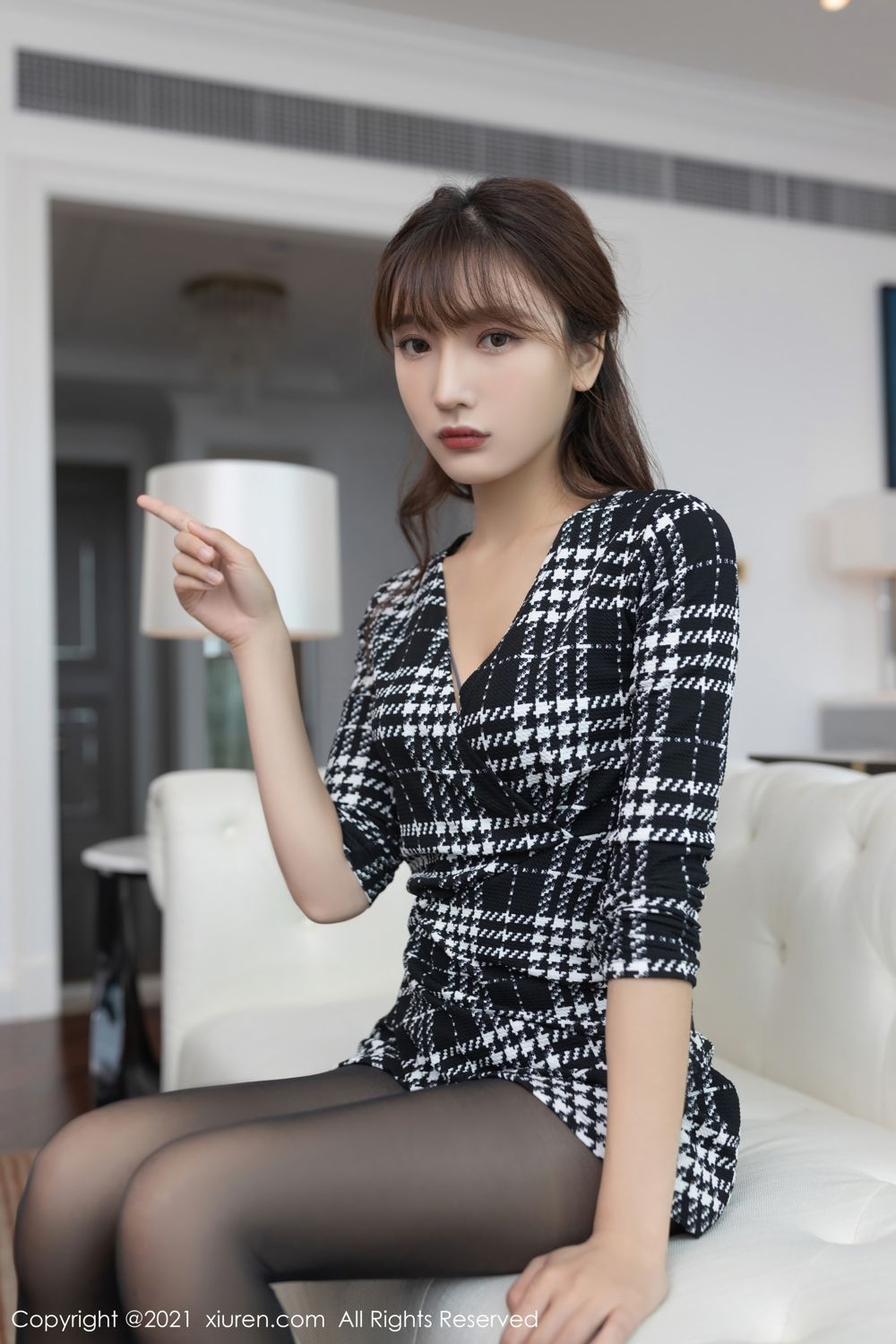 《秀人网 陆萱萱(Lu Xuan Xuan) 黑丝写真 No.4292》第38张,模特陆萱萱(Lu Xuan Xuan),秀人网,黑丝主题,全套88张