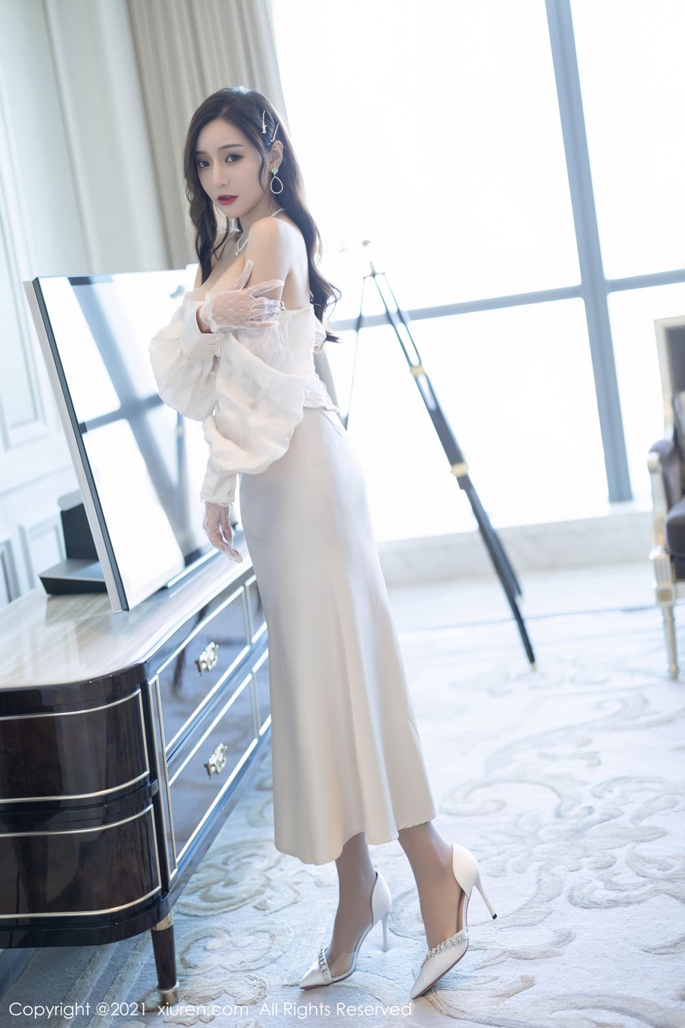 《秀人网 王馨瑶(Yanni) 黑丝写真 No.4136》第4张,模特王馨瑶(Yanni),秀人网,黑丝主题,全套97张