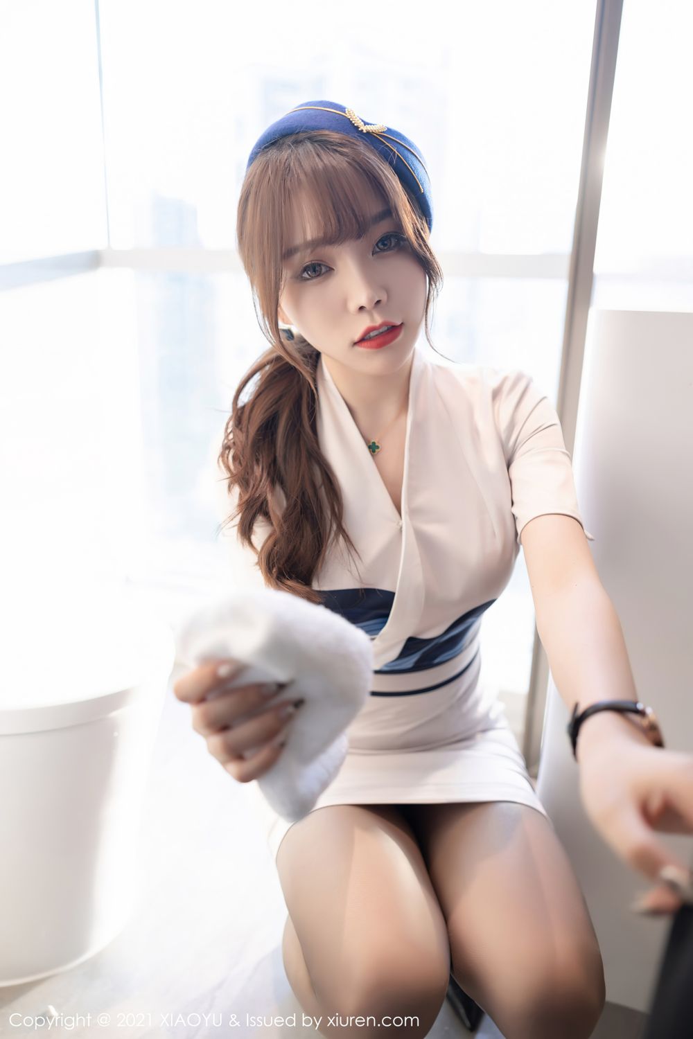 《语画界 程彤颜(GINNNNNNN-) 制服写真 VOL.642》第24张,模特程彤颜(GINNNNNNN-),语画界,制服主题,全套90张