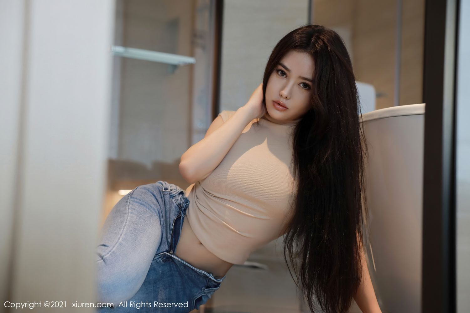 《秀人网 汤曼玲(玛鲁娜) 美臀写真 No.4172》第45张,模特汤曼玲(玛鲁娜),秀人网,美臀主题,全套63张