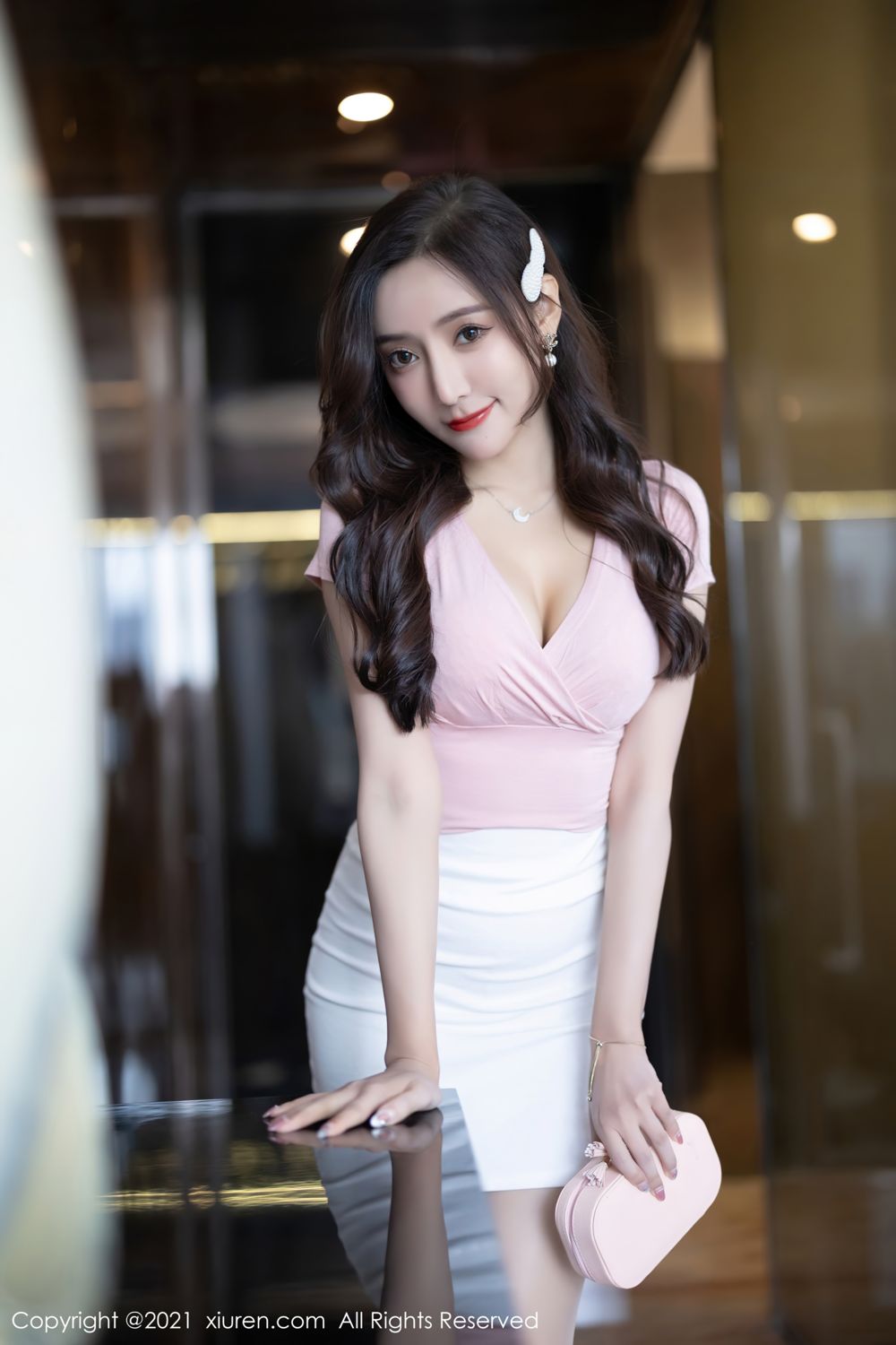 《秀人网 王馨瑶(Yanni) 美腿写真 No.4173》第3张,模特王馨瑶(Yanni),秀人网,美腿主题,全套78张