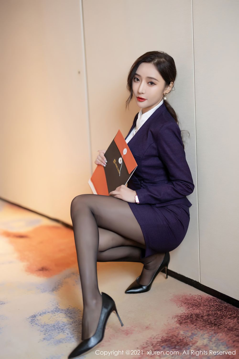 《秀人网 王馨瑶(Yanni)、程程程(Cheng Cheng Cheng) 黑丝写真 No.4184》第9张,模特王馨瑶(Yanni)、程程程(Cheng Cheng Cheng),秀人网,黑丝主题,全套85张