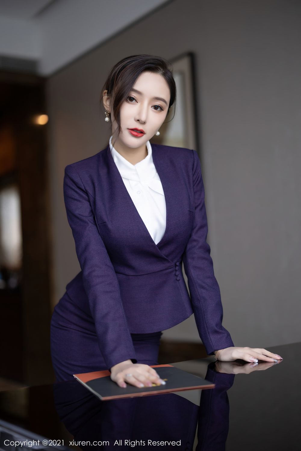 《秀人网 王馨瑶(Yanni)、程程程(Cheng Cheng Cheng) 黑丝写真 No.4184》第15张,模特王馨瑶(Yanni)、程程程(Cheng Cheng Cheng),秀人网,黑丝主题,全套85张