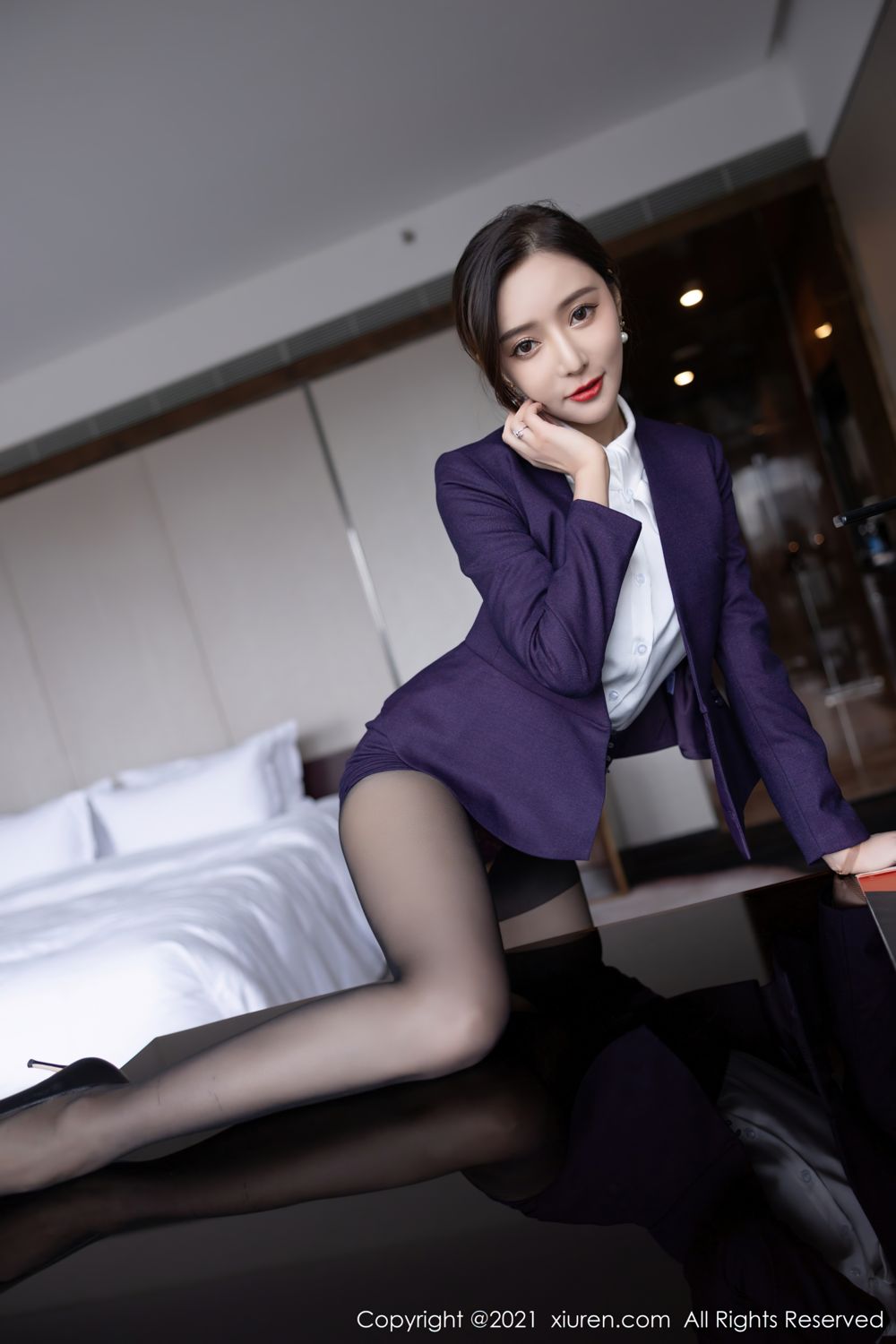 《秀人网 王馨瑶(Yanni)、程程程(Cheng Cheng Cheng) 黑丝写真 No.4184》第28张,模特王馨瑶(Yanni)、程程程(Cheng Cheng Cheng),秀人网,黑丝主题,全套85张