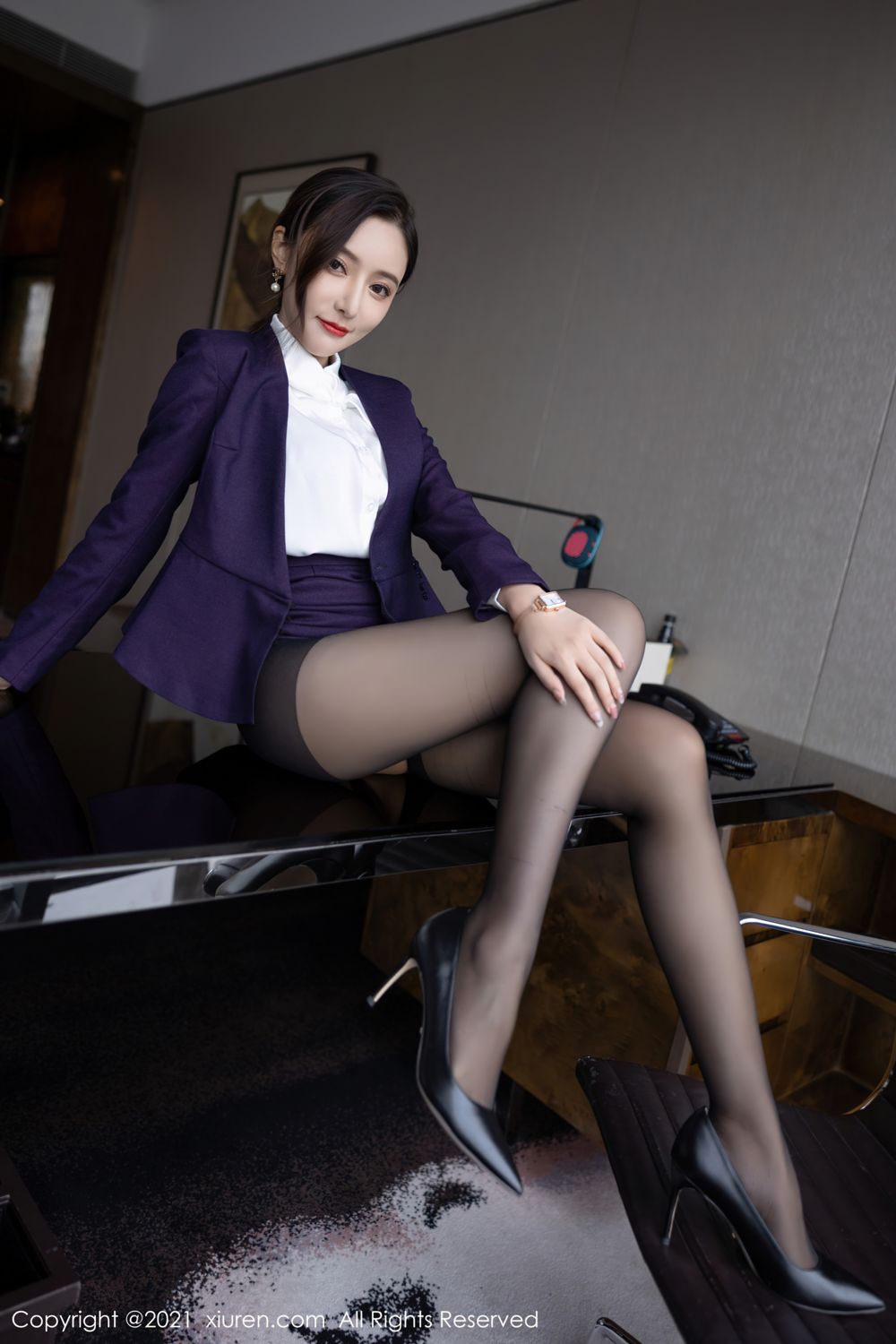 《秀人网 王馨瑶(Yanni)、程程程(Cheng Cheng Cheng) 黑丝写真 No.4184》第34张,模特王馨瑶(Yanni)、程程程(Cheng Cheng Cheng),秀人网,黑丝主题,全套85张