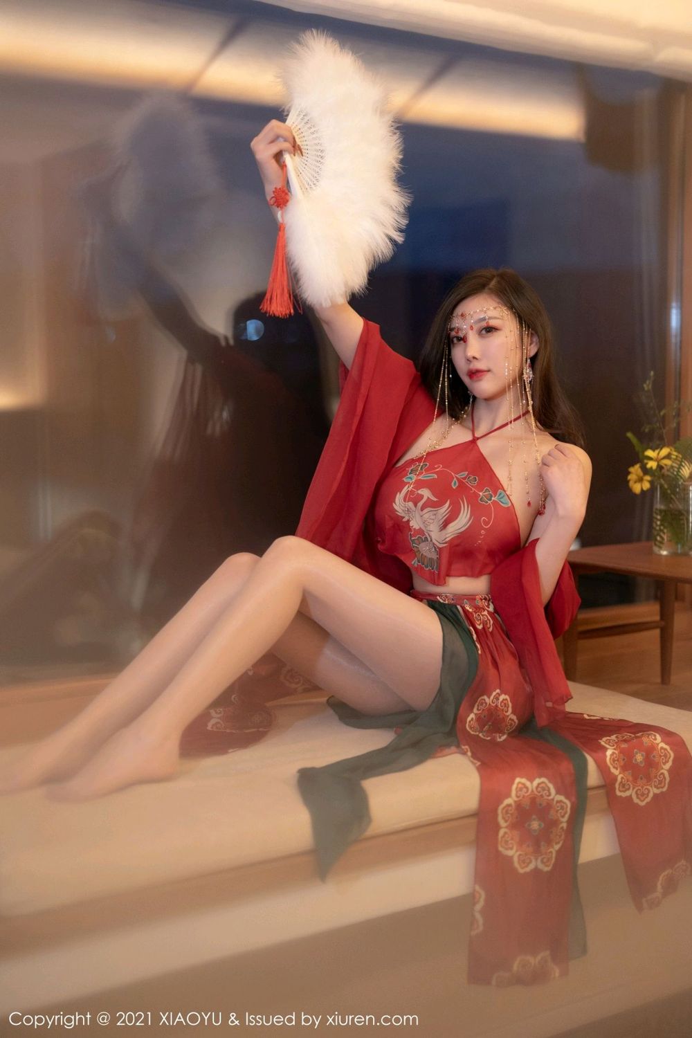 《语画界 鱼子酱fish(Yu Zi Jiang Fish) 制服写真 VOL.688》第4张,模特鱼子酱fish(Yu Zi Jiang Fish),语画界,制服主题,全套83张