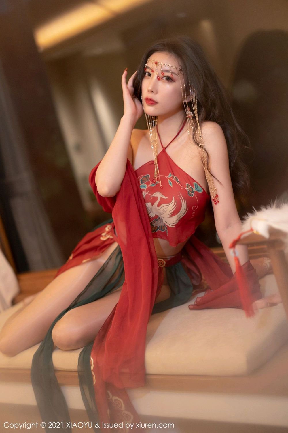 《语画界 鱼子酱fish(Yu Zi Jiang Fish) 制服写真 VOL.688》第13张,模特鱼子酱fish(Yu Zi Jiang Fish),语画界,制服主题,全套83张