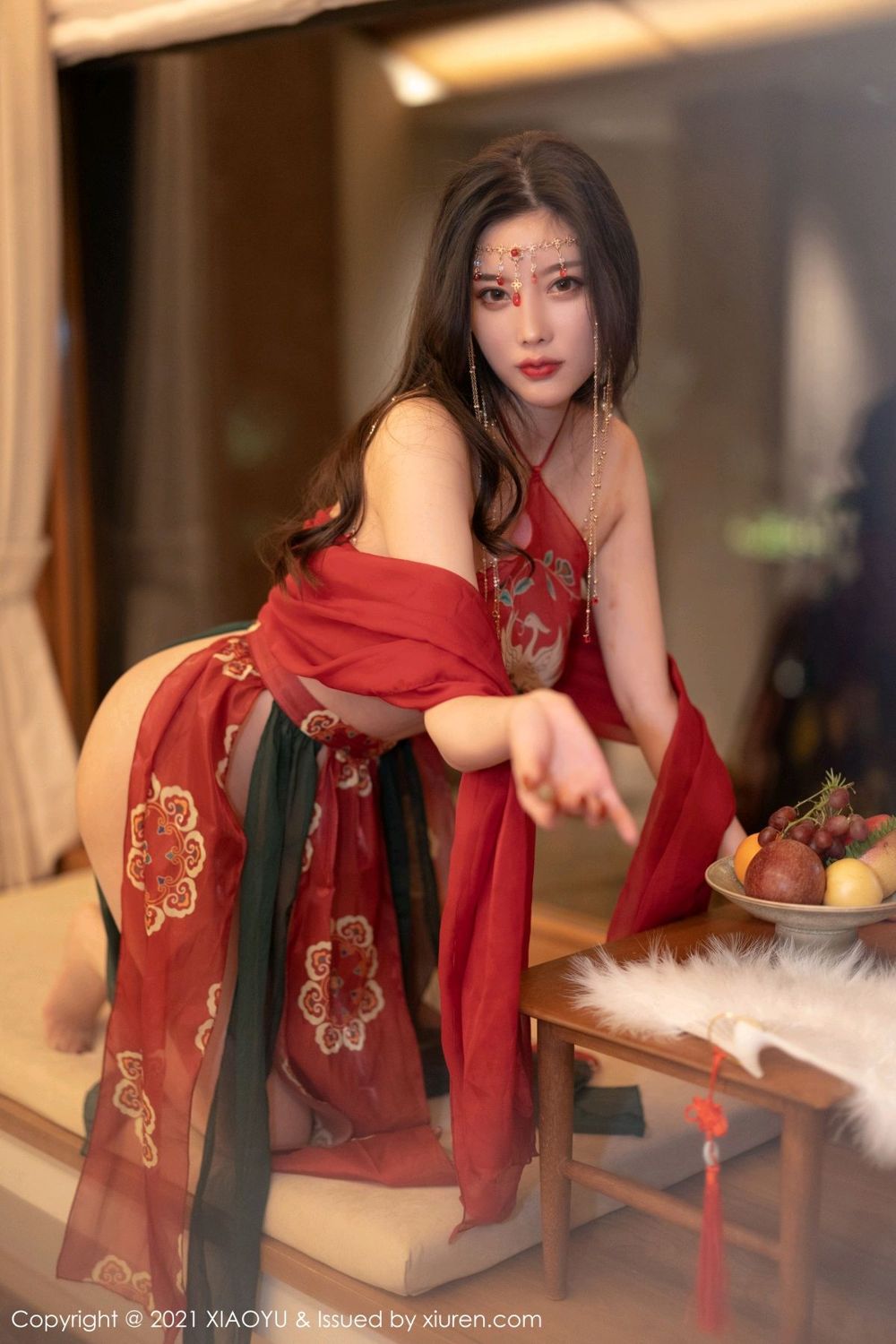 《语画界 鱼子酱fish(Yu Zi Jiang Fish) 制服写真 VOL.688》第21张,模特鱼子酱fish(Yu Zi Jiang Fish),语画界,制服主题,全套83张