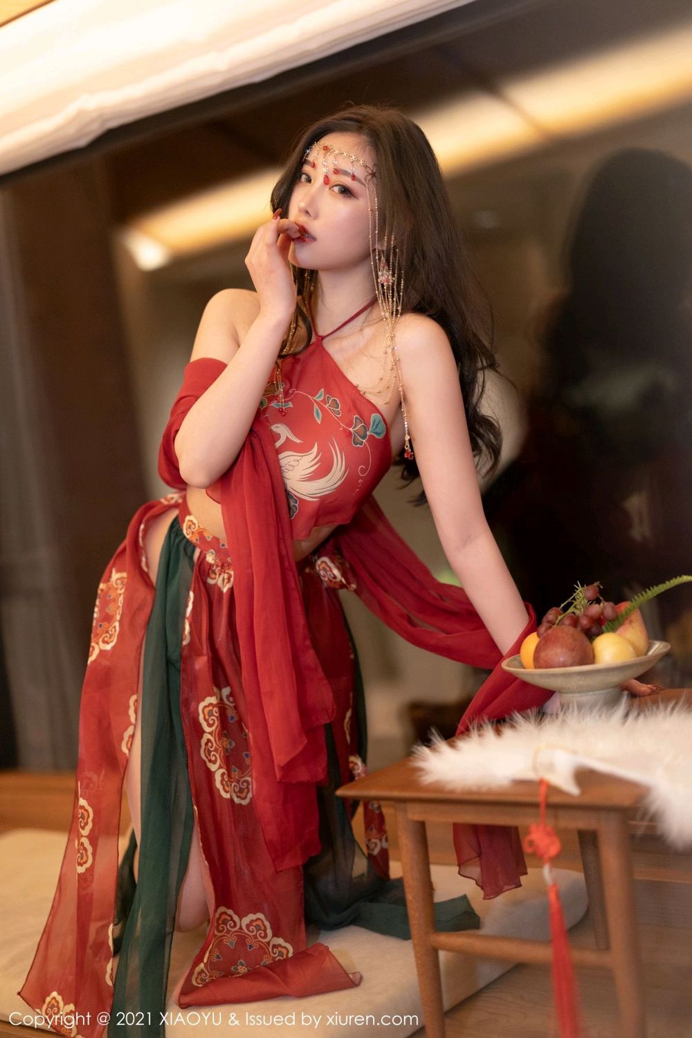 《语画界 鱼子酱fish(Yu Zi Jiang Fish) 制服写真 VOL.688》第22张,模特鱼子酱fish(Yu Zi Jiang Fish),语画界,制服主题,全套83张