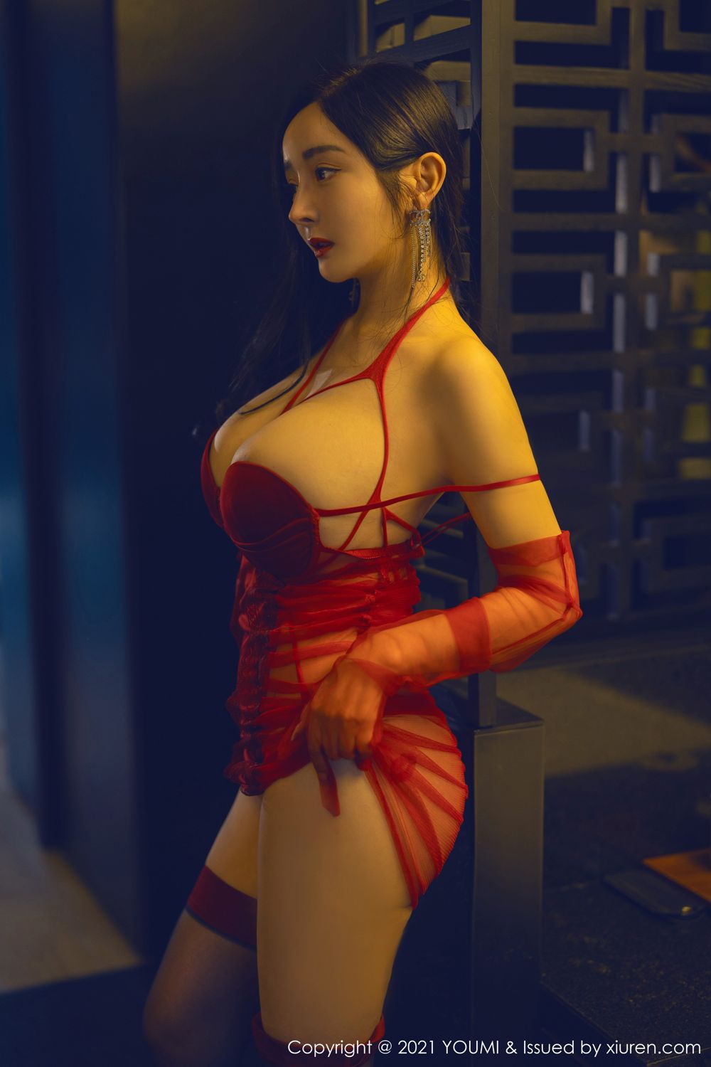 《尤蜜荟 允薾(Yun Er) 制服写真 VOL.711》第22张，模特允薾(Yun Er)，尤蜜荟，制服主题，全套70张