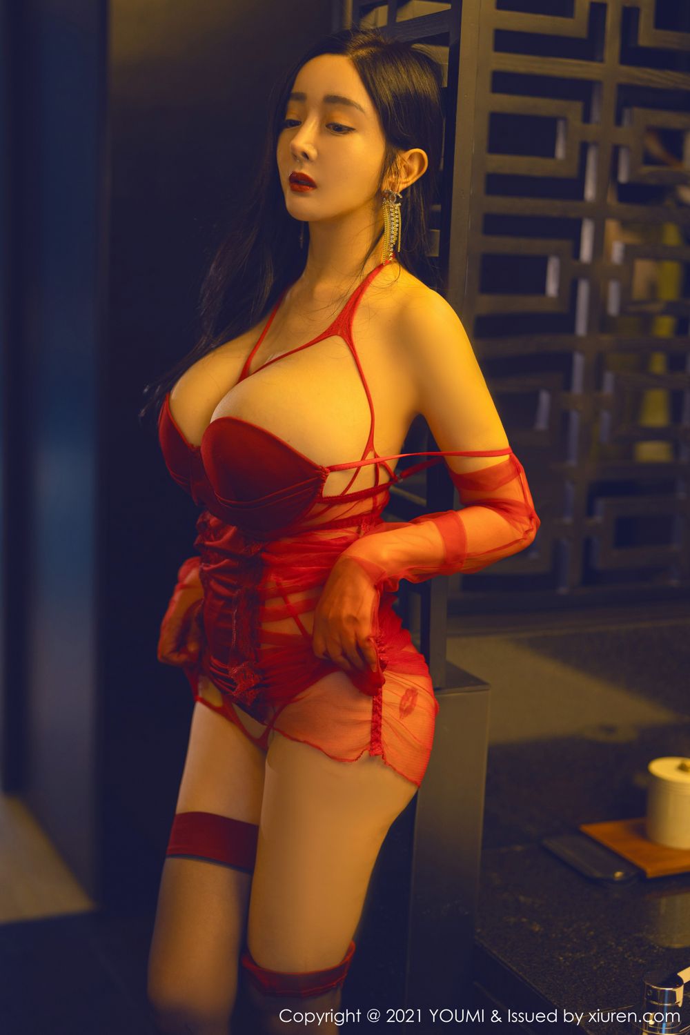 《尤蜜荟 允薾(Yun Er) 制服写真 VOL.711》第23张，模特允薾(Yun Er)，尤蜜荟，制服主题，全套70张