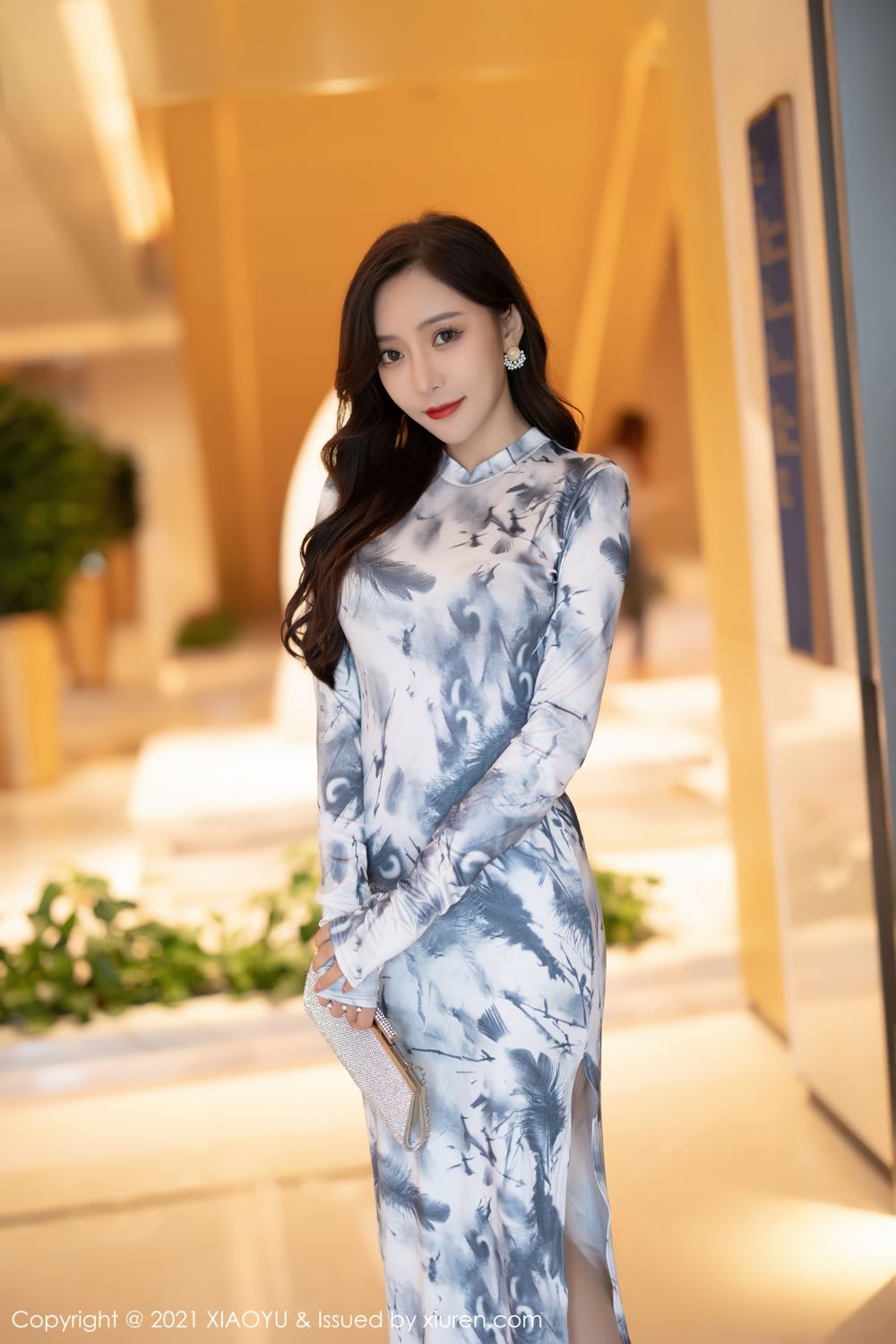 《语画界 王馨瑶(Yanni) 制服写真 VOL.652》第1张,模特王馨瑶(Yanni),语画界,制服主题,全套71张